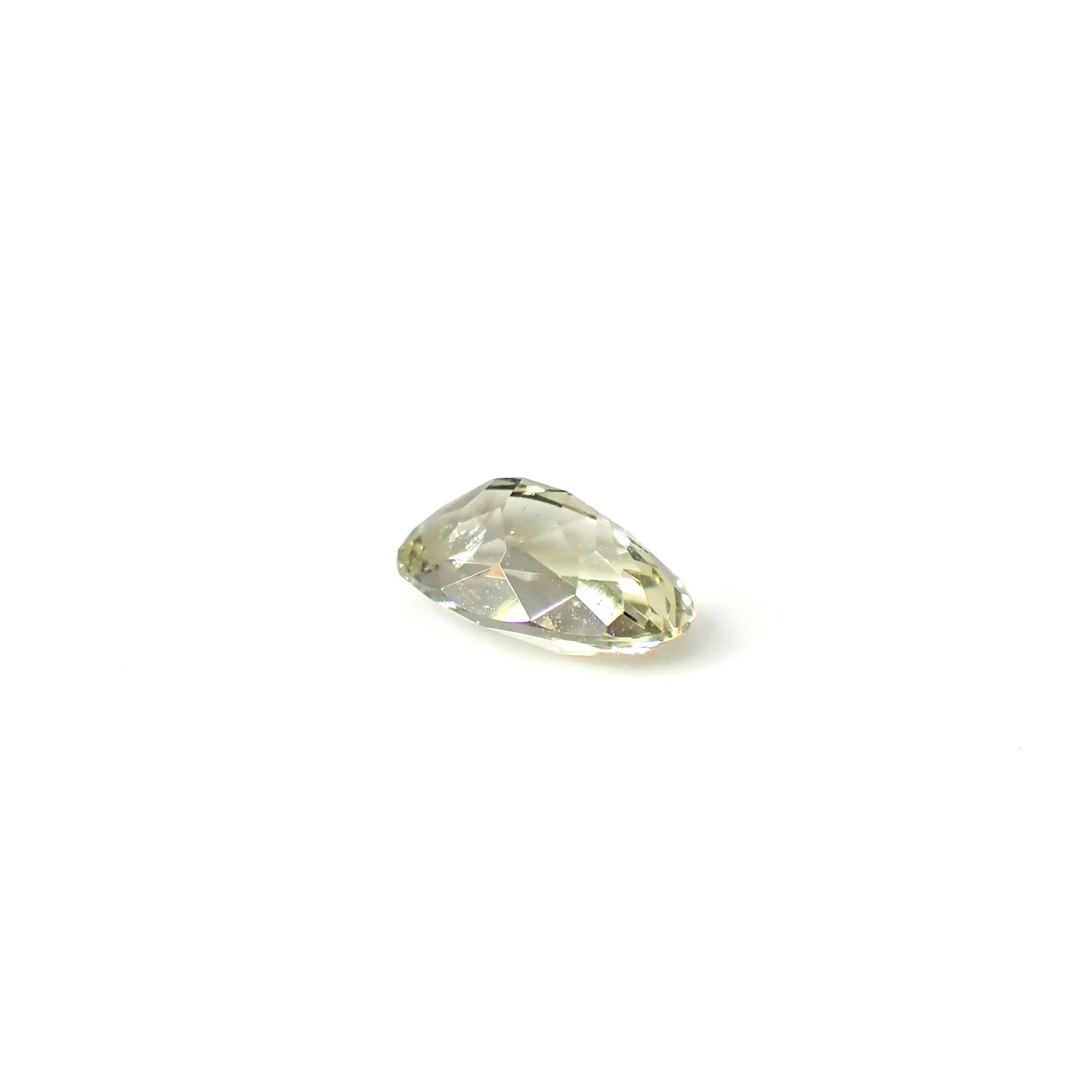 コーネルピン スリランカ産 0.51ct / 6.4x4mm前後 [251031236]