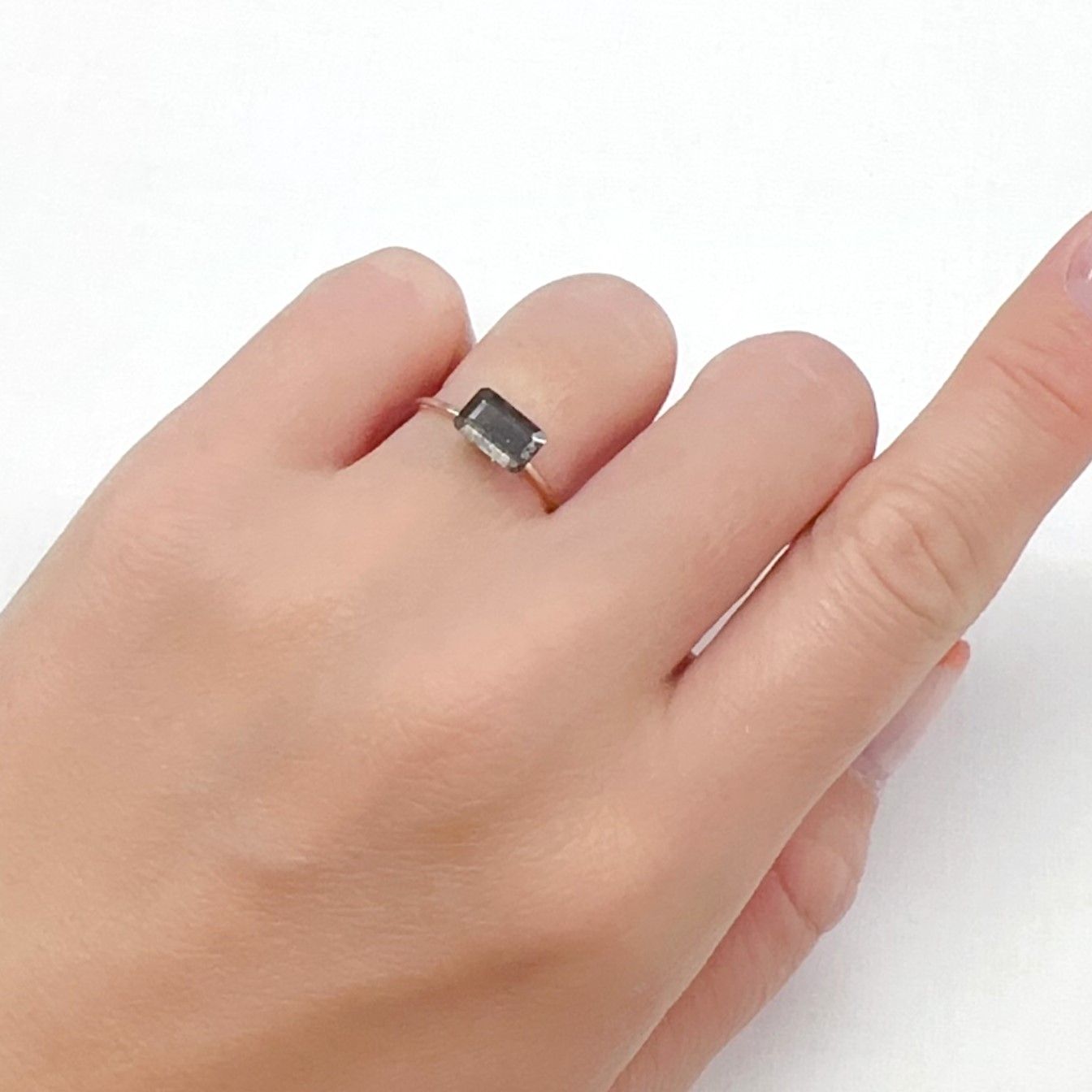 アベンチュリンアクアマリン ナイジェリア産 1.15ct[240226037]7.6x4.8mm前後