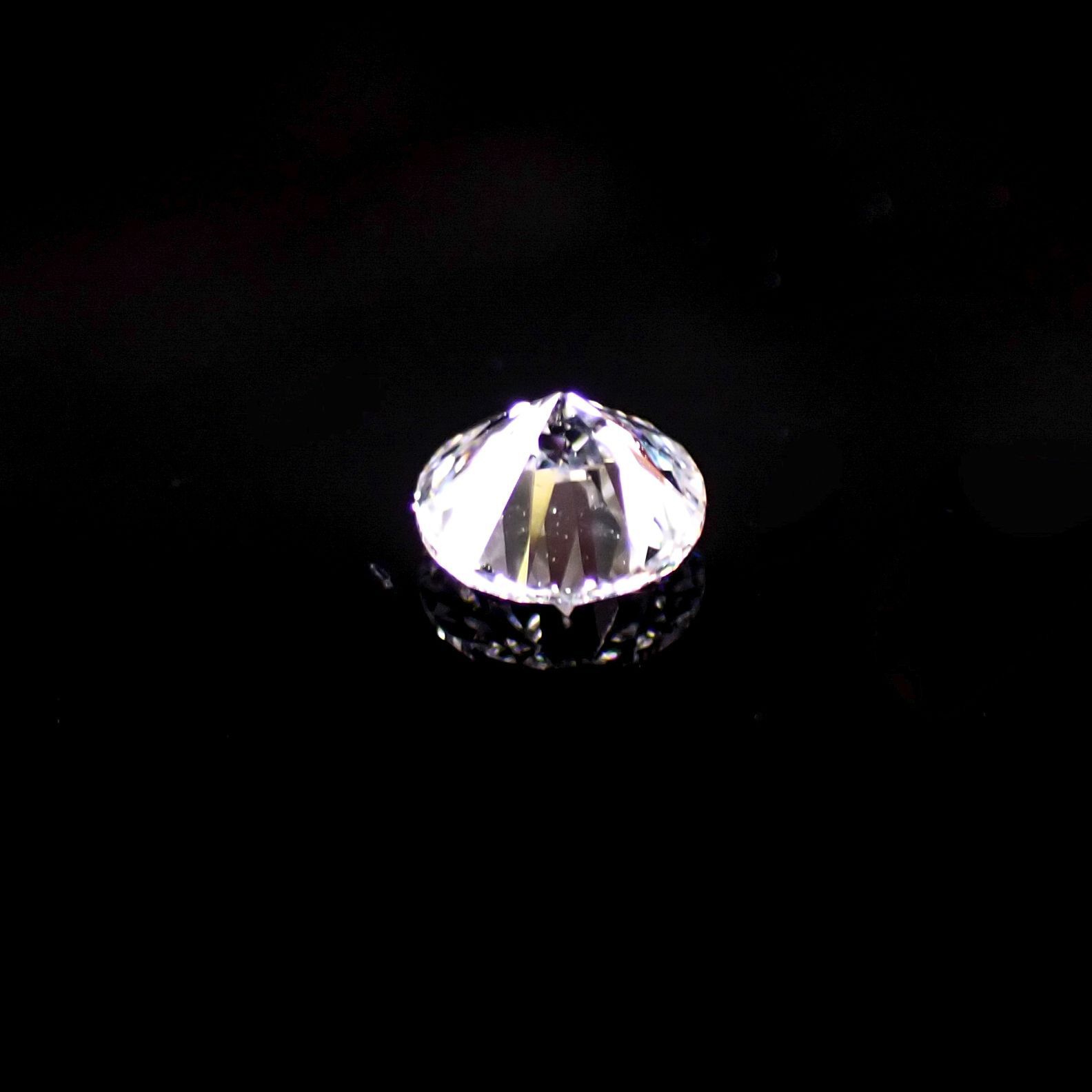 ダイヤモンド(宝石名ダイヤモンド)  VVS-2 / E / GOOD 0.232ct ソ付(CGL)[210410725]3..8×3.8mm前後