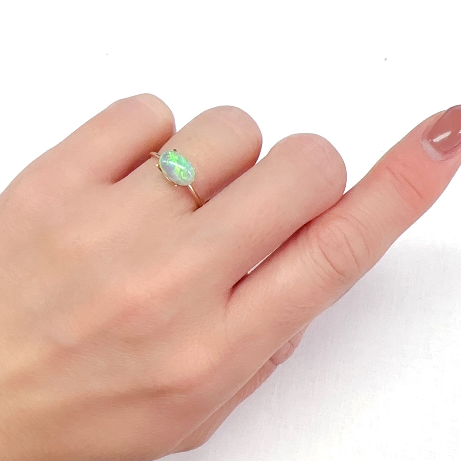 オパール オーストラリア産 1.14ct[231225218]9.2x5.7mm前後