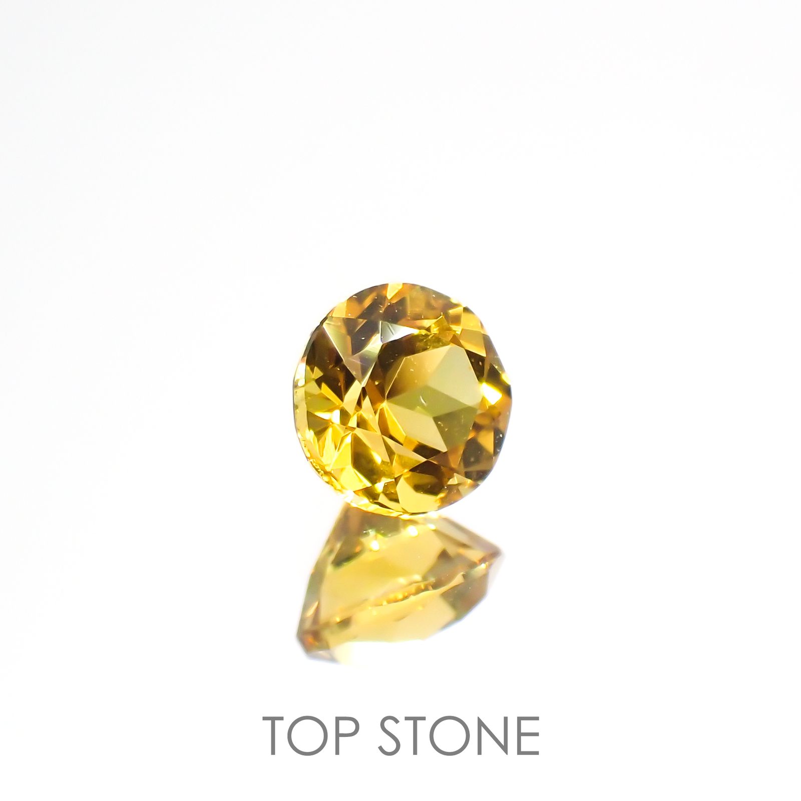 ゴールデンベリル(宝石名ゴールデン・ベリル)ブラジル産 0.35ct 識別済[220115413]4.4x4.4mm前後