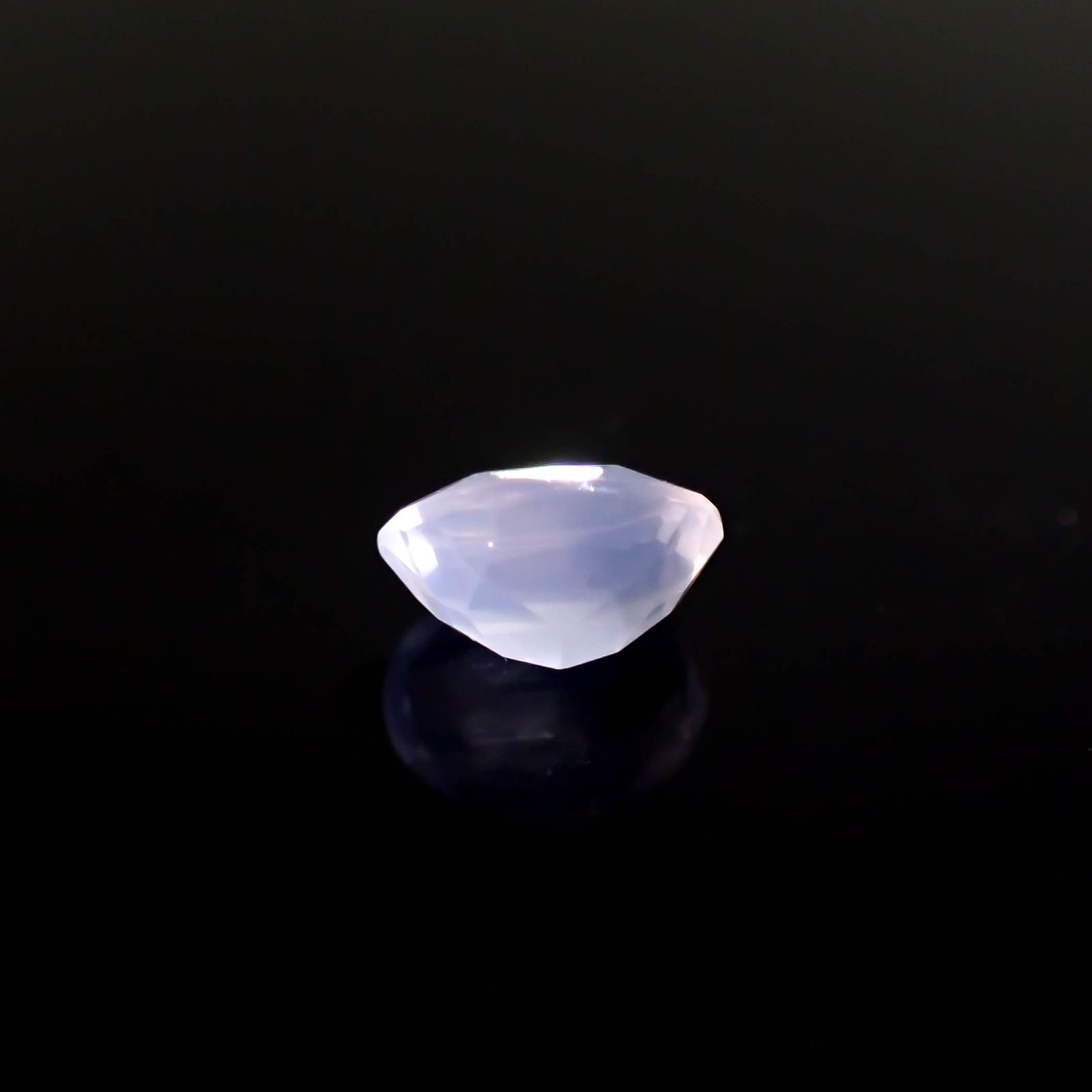 ムーンストーン(宝石名オーソクレース)インド/スリランカ産 0.72ct 識別済[240527739]6.9x5mm前後