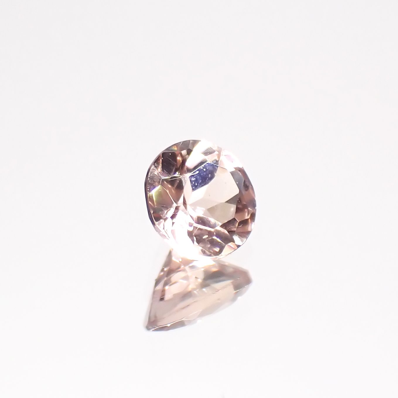 インペリアルトパーズ ブラジル産 0.17ct[230923508]3.4x3.4mm前後