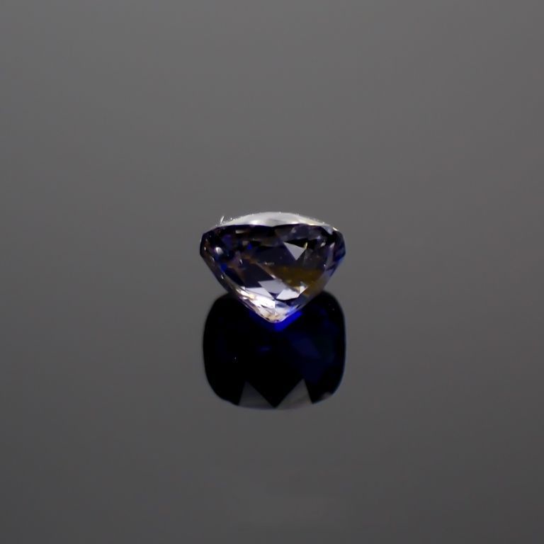 デュモルチェライト(宝石名デュモルチェライト)マダガスカル産 0.191ct ソ付(彩珠)[221219721]3.4x3.1mm前後