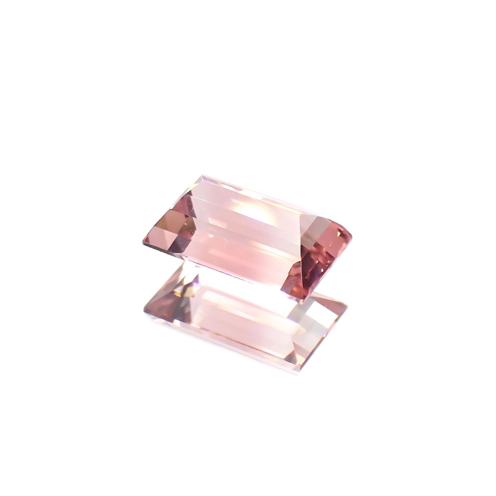 パーティカラートルマリン(宝石名パーティカラード・トルマリン) ルワンダ産 1.270ct ソ付(彩珠)[21029982]8×4.9mm前後