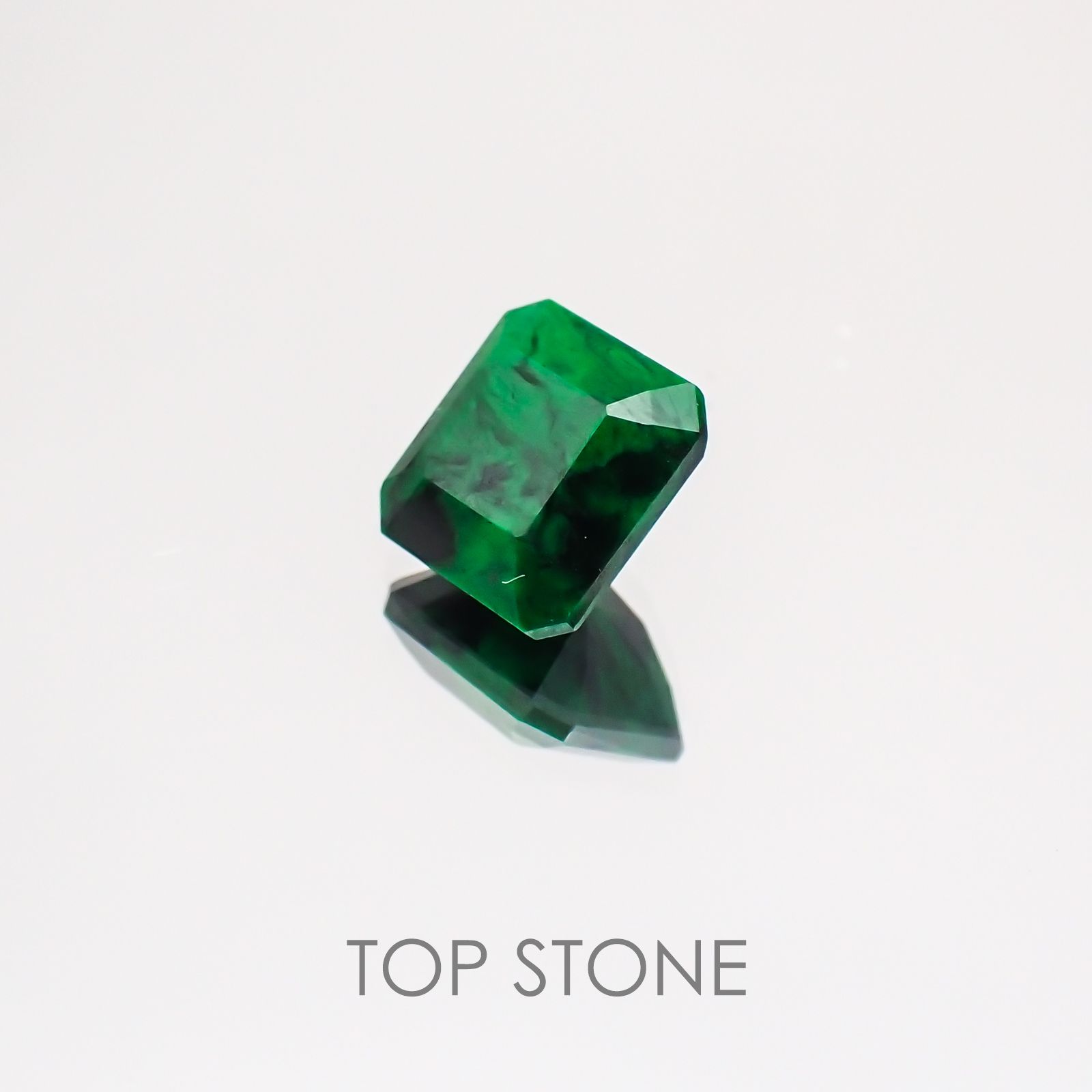 モーシッシ(宝石名マウシットシット) ビルマ産 1.59ct 識別済[20128749]6.8×6.5mm前後