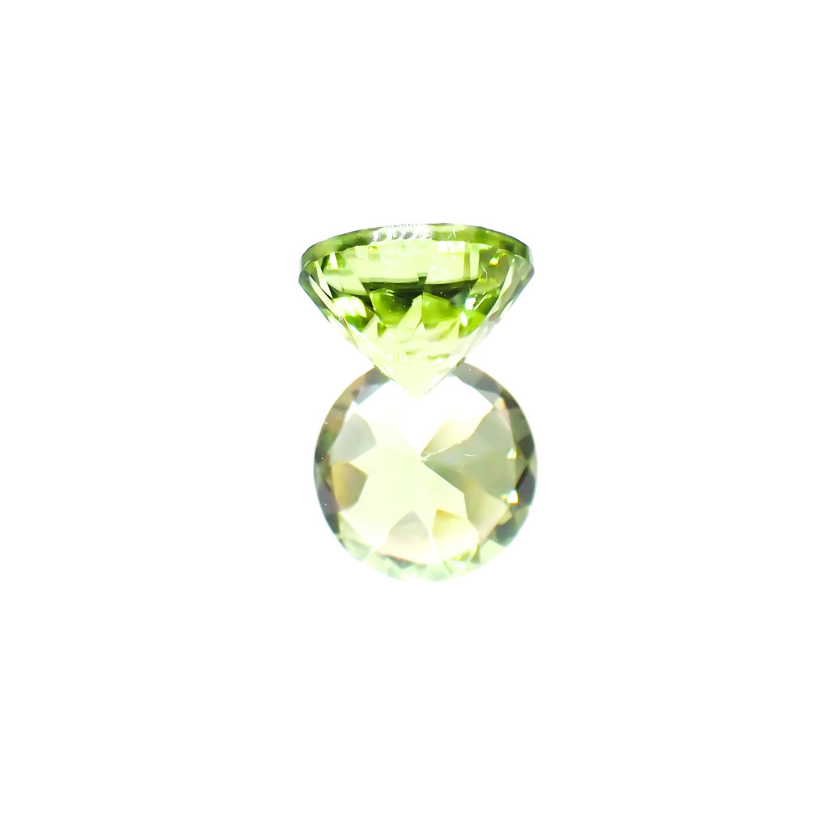 ペリドット(宝石名ペリドット) パキスタン産 1.43ct 識別済[211013084]6.9×6.9mm前後