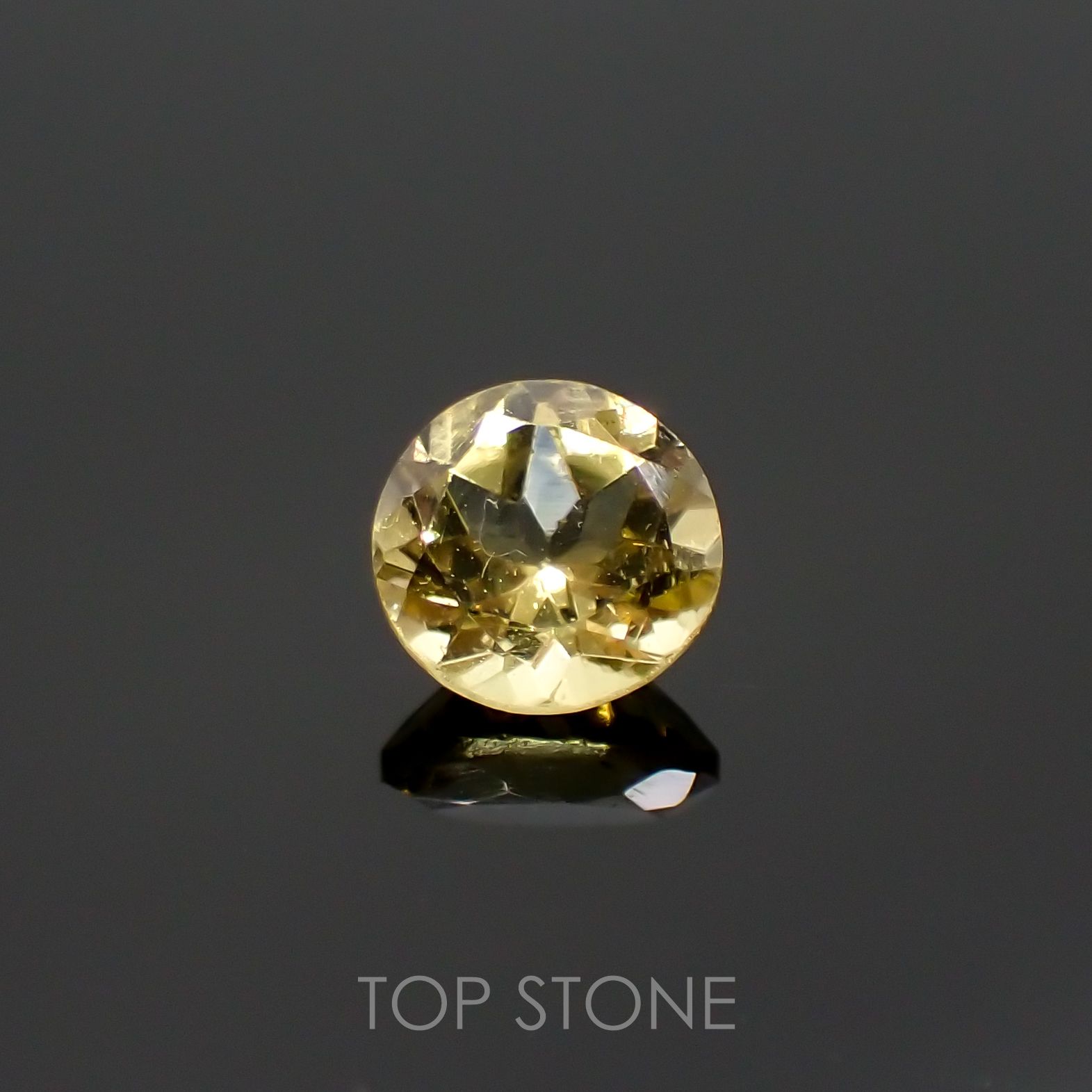 レモンイエローアパタイト(宝石名アパタイト)メキシコ産 0.86ct 識別済[220115469]6x5.9mm前後