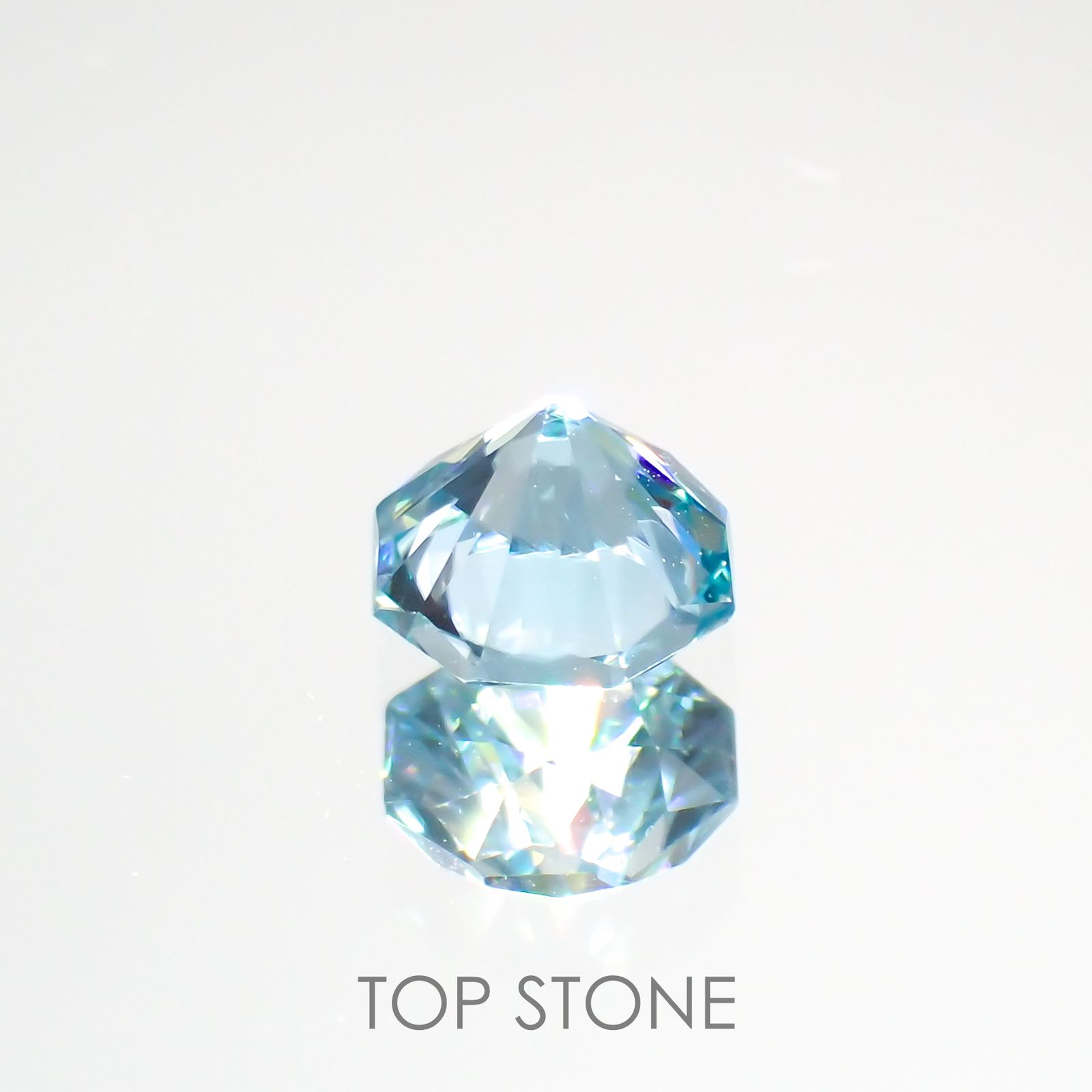 ◇オクタゴンカット◇ブルージルコン(宝石名ジルコン) カンボジア産 0.78ct 識別済[210913355]4.9×4.8mm前後