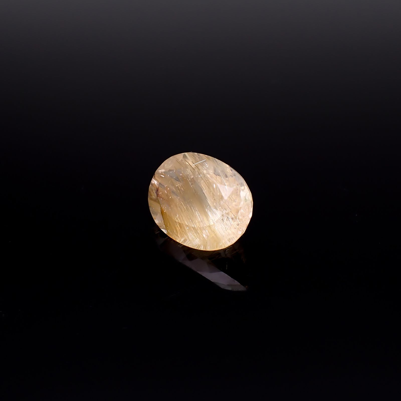 ルチルクォーツ ブラジル産 11.56ct / 18x12.9mm前後 [260732399]