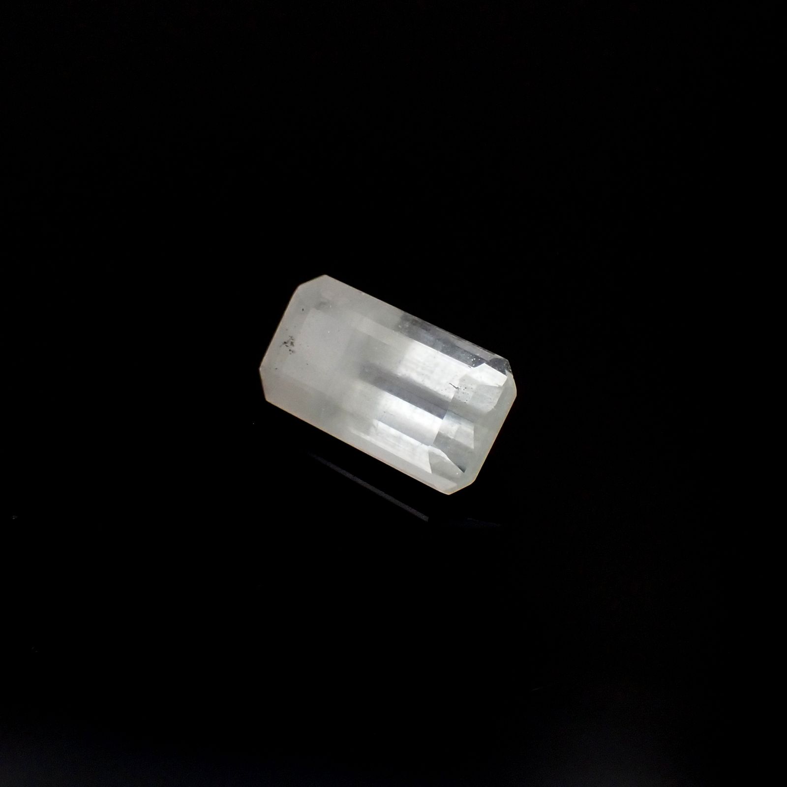 バイカラーベリル（アクアマリンモルガナイト） ブラジル産 3.37ct[231023646]13.2x6.9mm前後