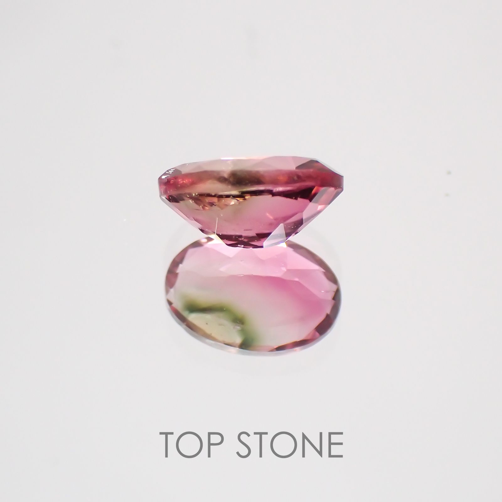 バイカラートルマリン ブラジル・アフリカ産 ルース 0.5ct[210410454]6.1×4.2mm前後