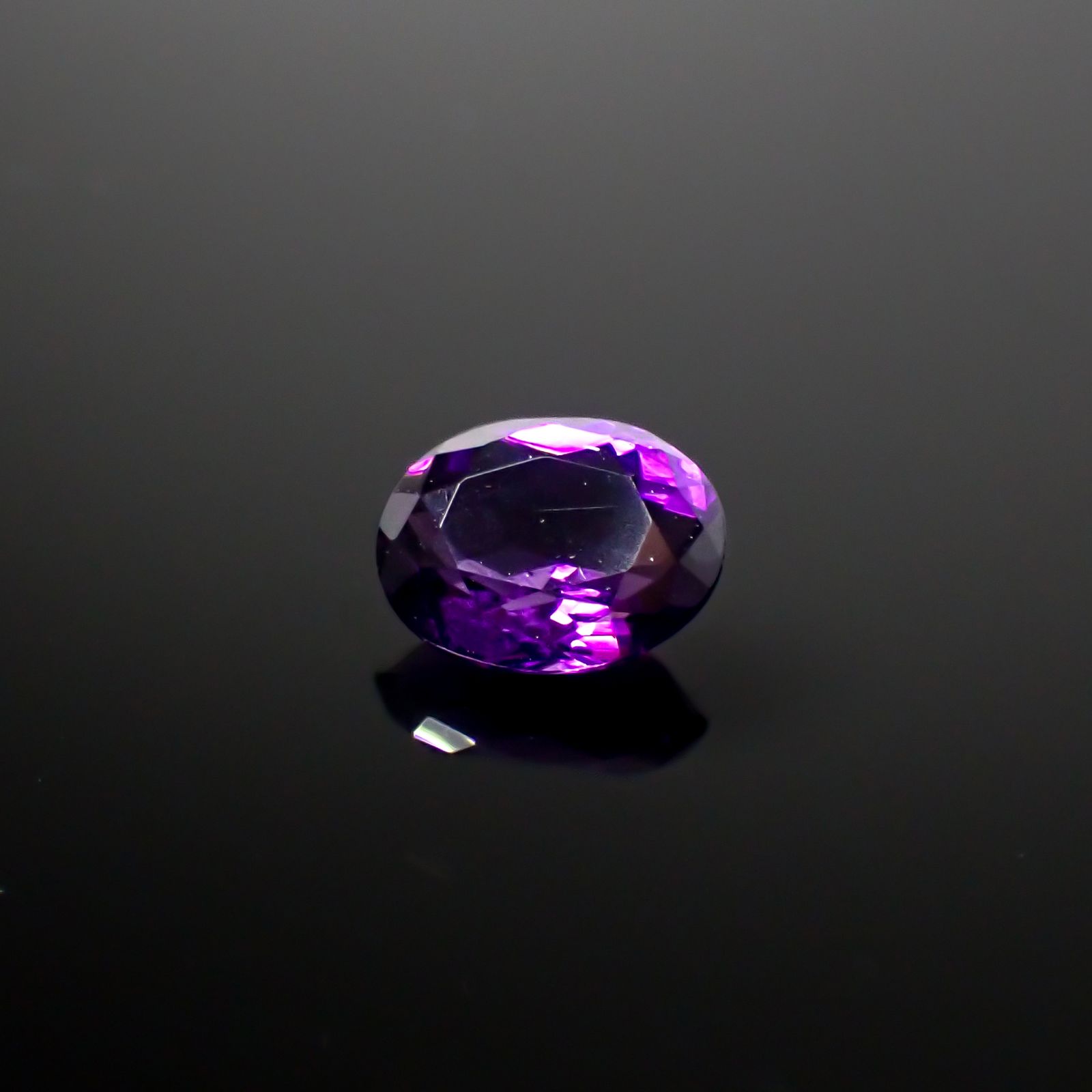 カラーシフトアメジスト ブラジル/ウルグアイ産 1.17ct[240929186]8x6.1mm前後