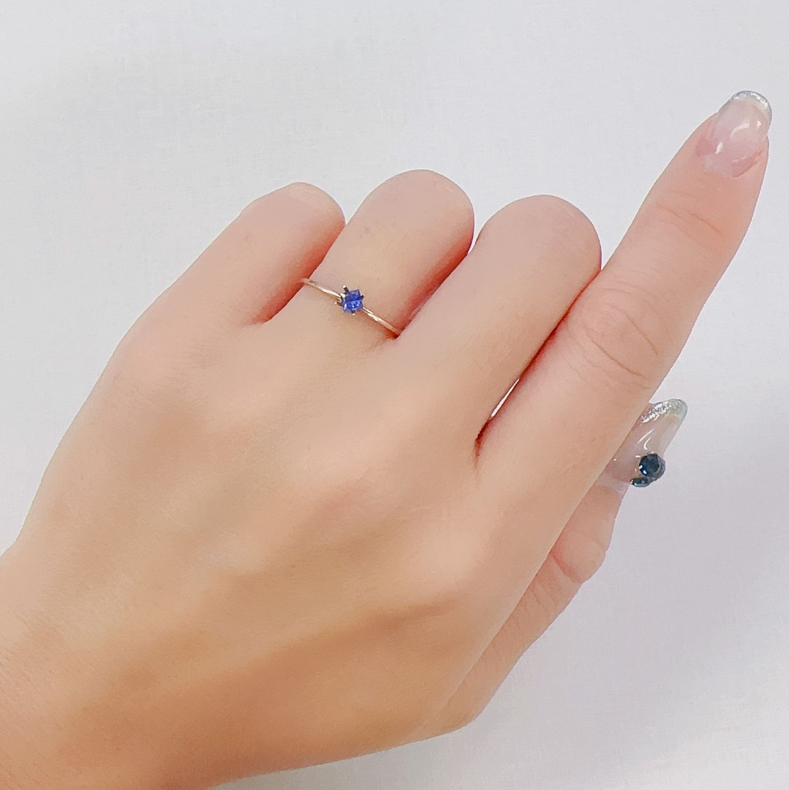 ◇プリンセスカット◇サファイア(宝石名サファイア)スリランカ産 0.12ct 識別済[230622459]2.8x2.7mm前後