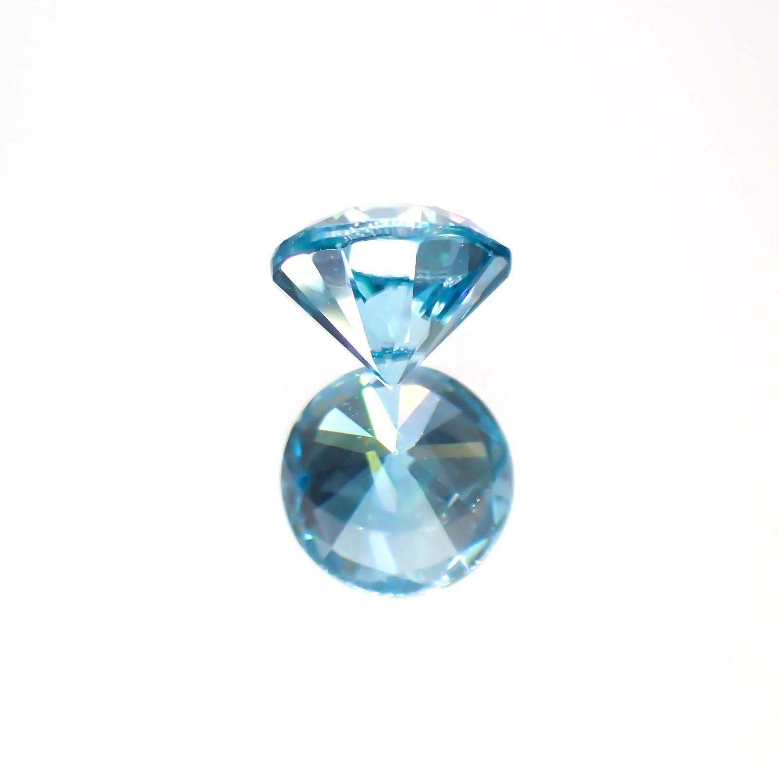 ブルージルコン(宝石名ジルコン) カンボジア産 0.72ct 識別済[211013448]4.9×4.9mm前後