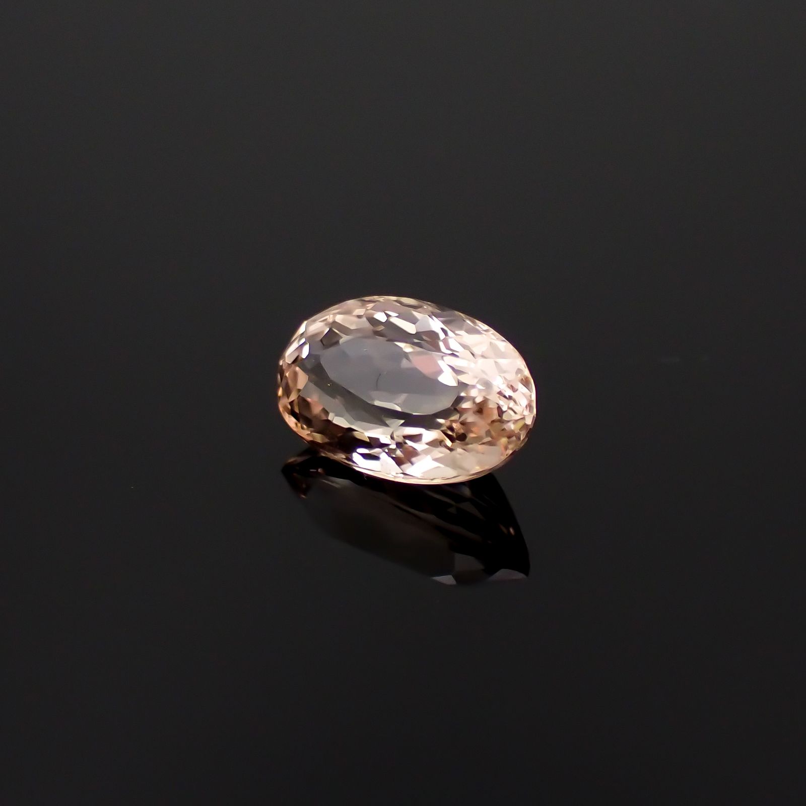 モルガナイト(宝石名モルガナイト)ナイジェリア産 1.26ct 識別済[230321160]8.6x5.5mm前後