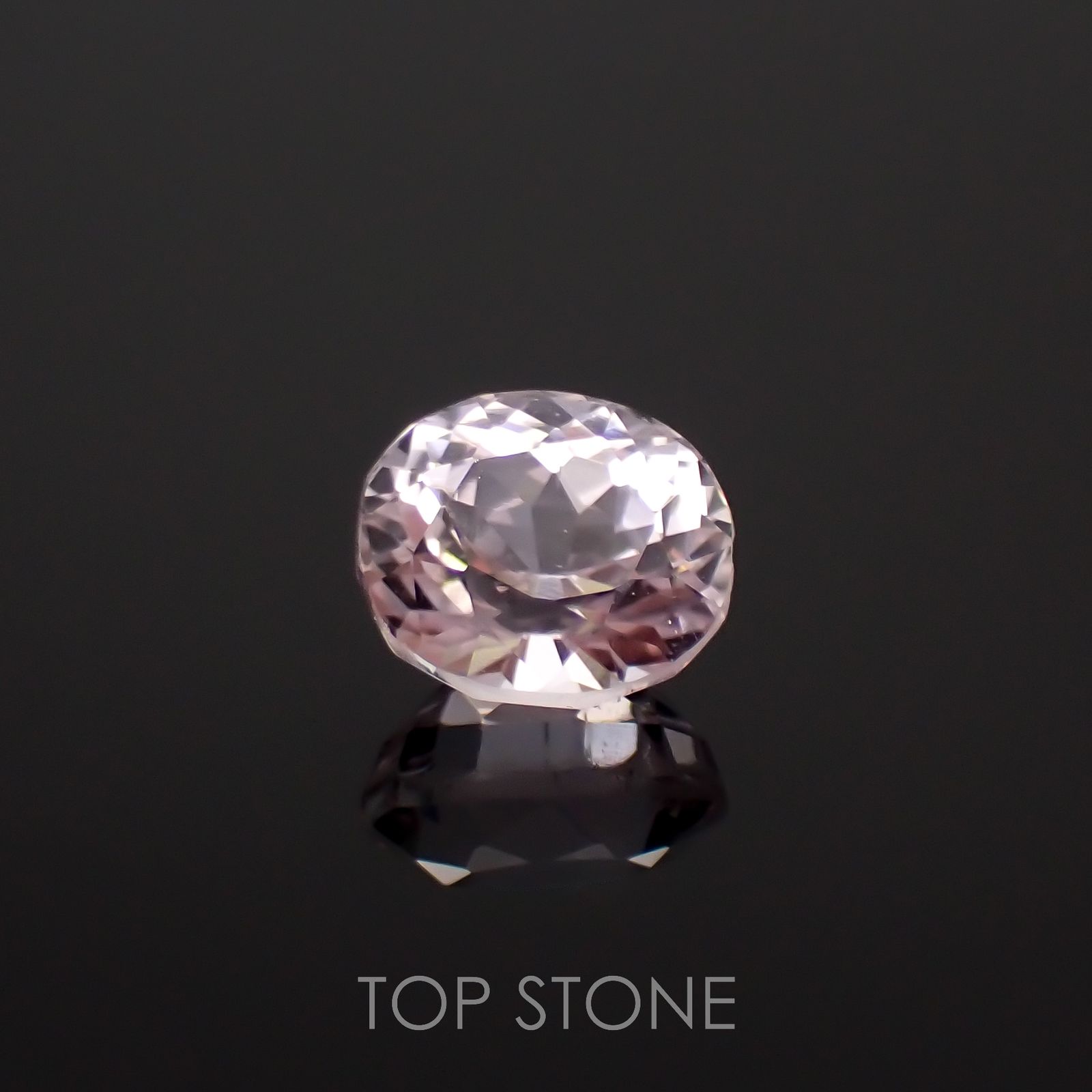 クンツァイト アフガニスタン産 1.72ct[221219609]7.3x6.4mm前後