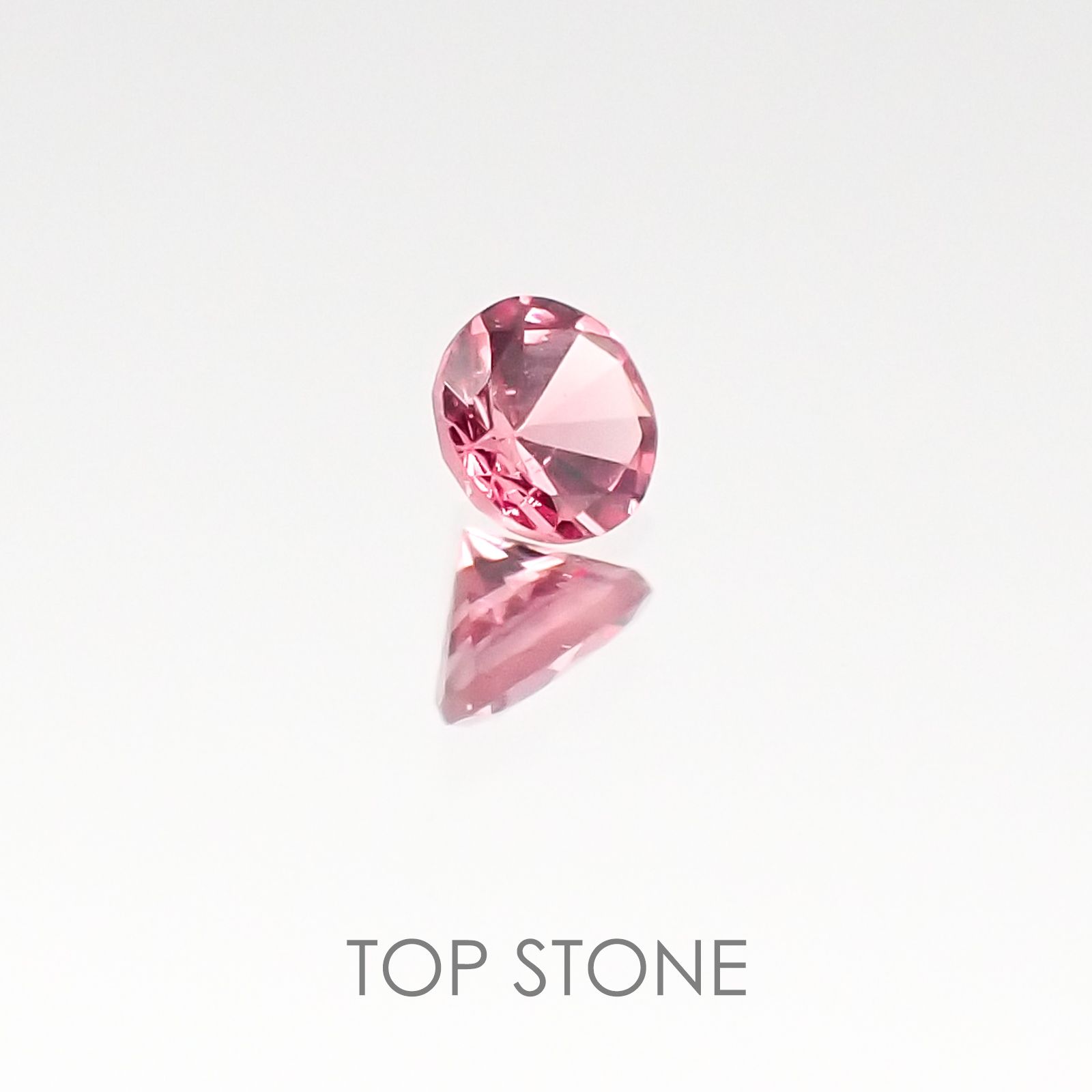 ホットピンクスピネル タンザニア産 ルース 0.12ct[20117674]3×3mm前後