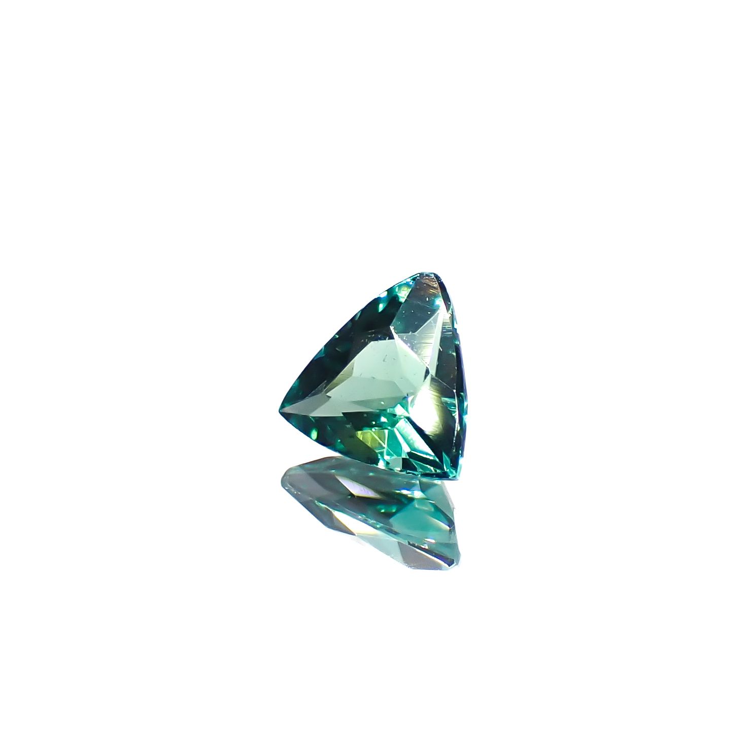 ブルーグリーントルマリン ブラジル産 0.24ct[240628382]4.5x4.2mm前後