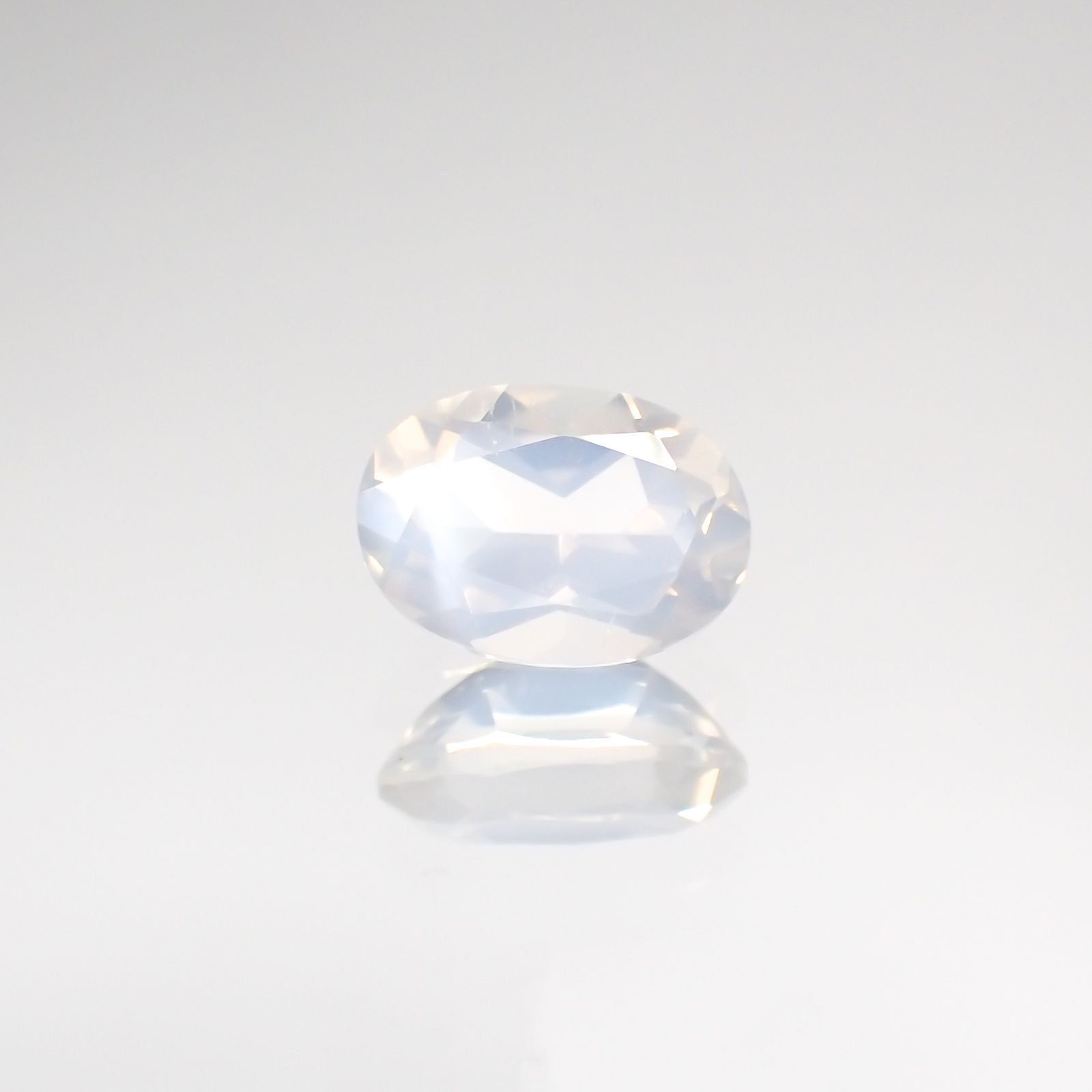 ムーンストーン(宝石名ムーンストーン) インド/スリランカ産 0.72ct 識別済[210912750]6.9×4.9mm前後