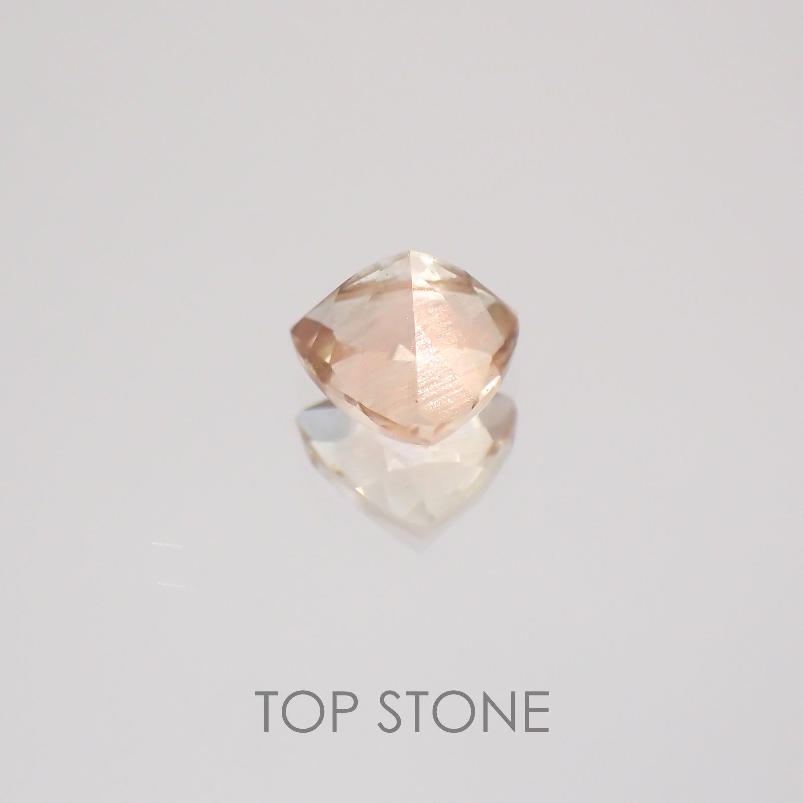 オレゴンサンストーン アメリカ産 ルース 0.41ct[21058894]5×5mm前後