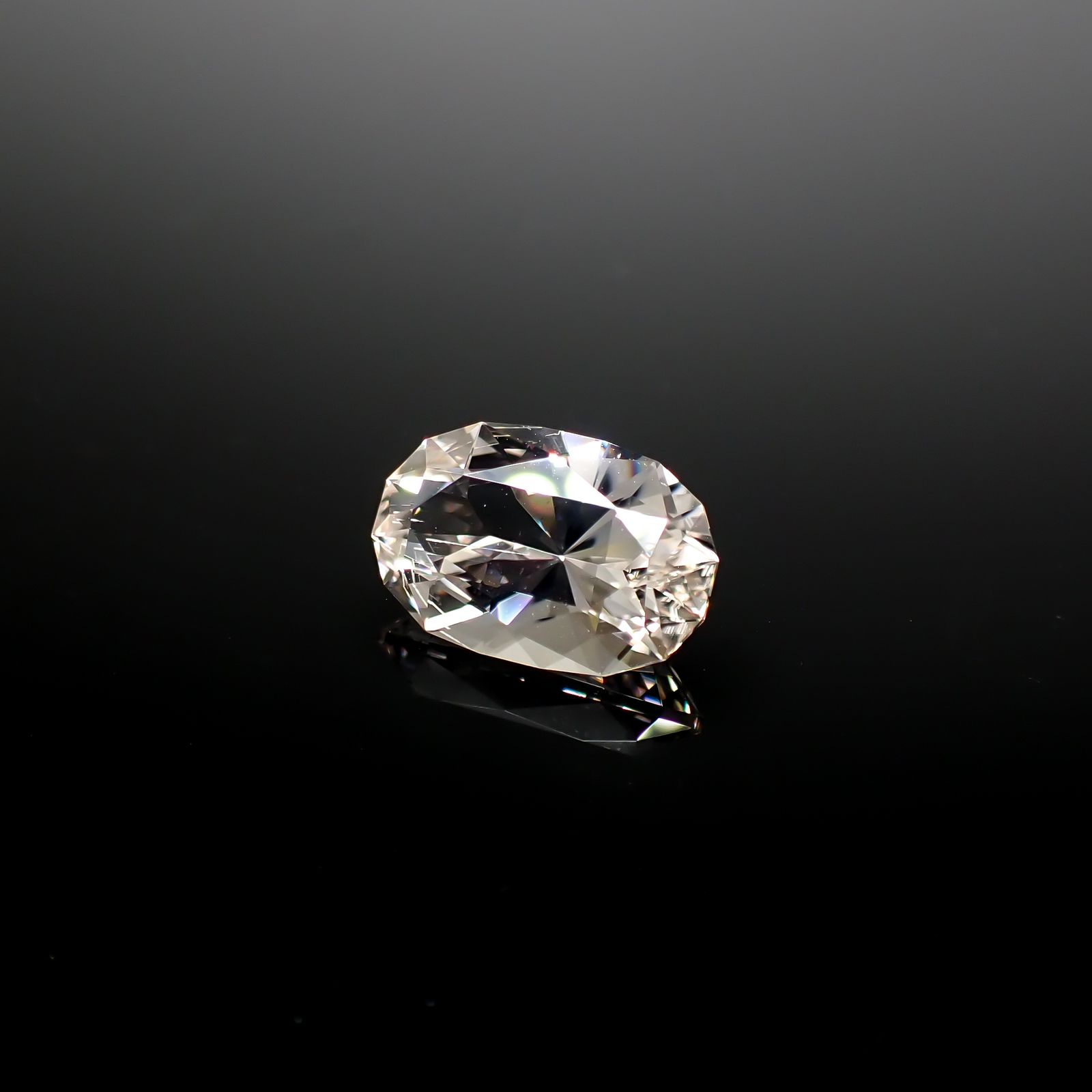 ◇カスタムカット◇スキャポライト フルオレッセンス モザンビーク産 4.28ct[240929133]13.3x8.8mm前後
