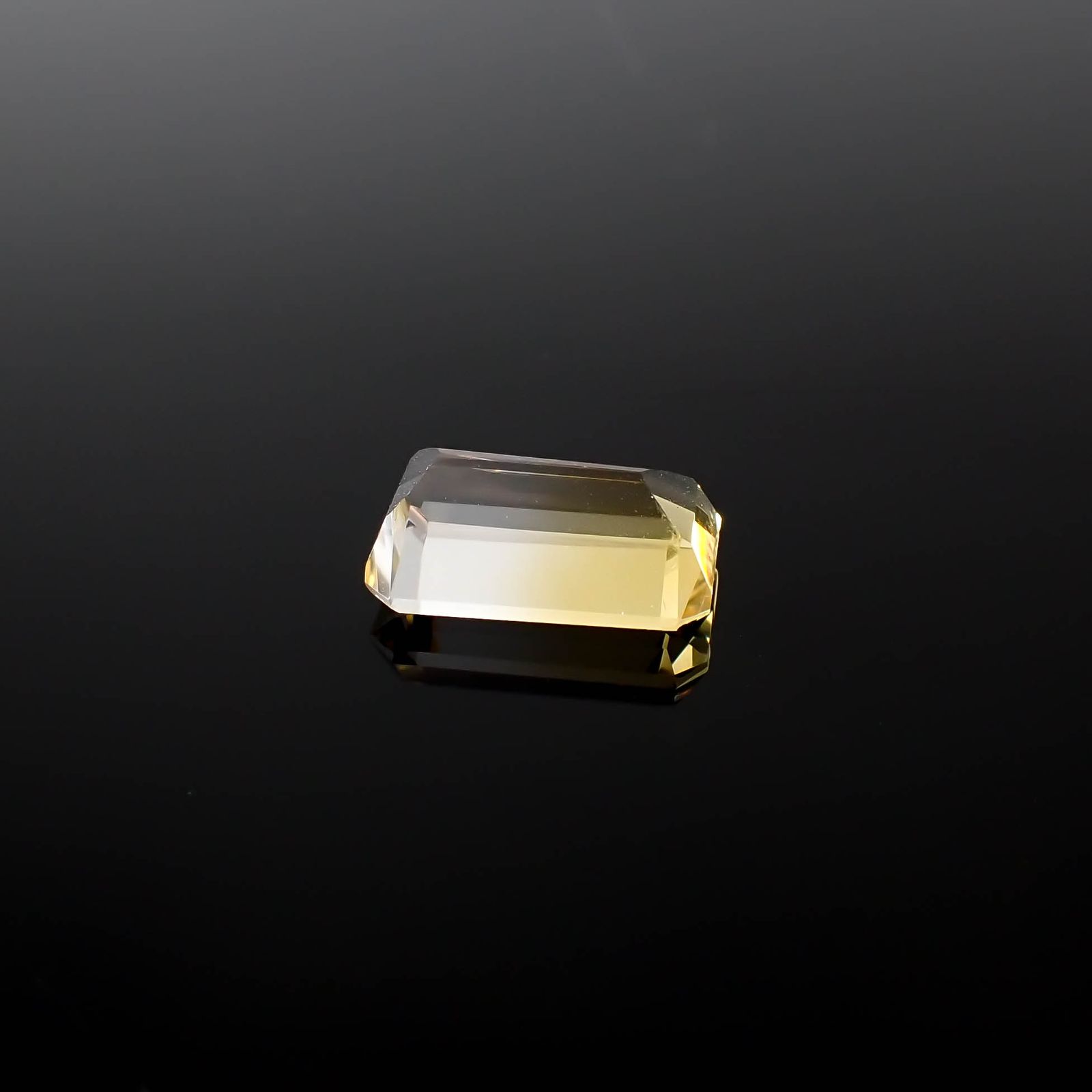 スーパーセール期間限定 バイカラーシトリン ブラジル・ミナスジェライス州産 5.29ct アクセサリー