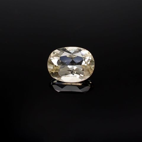 イエロースキャポライト(宝石名イエロー・スキャポライト)ブラジル・ミナスジェライス州産 識別済 1.48ct / 8.6x6.5mm前後 [251118019]