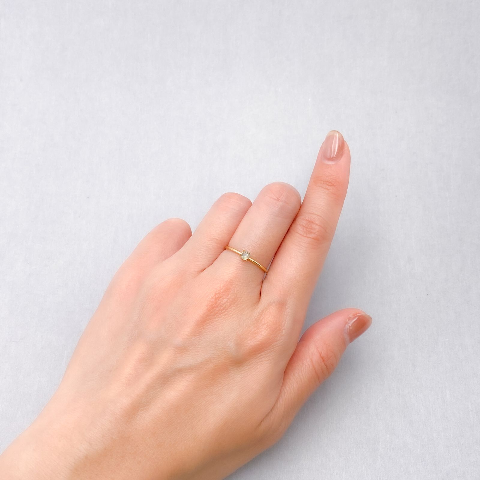 シルキーアレキサンドライト ブラジル・ミナスジェライス州ヘマチタ鉱山産 0.12ct [250129766]3.1x3.1mm前後