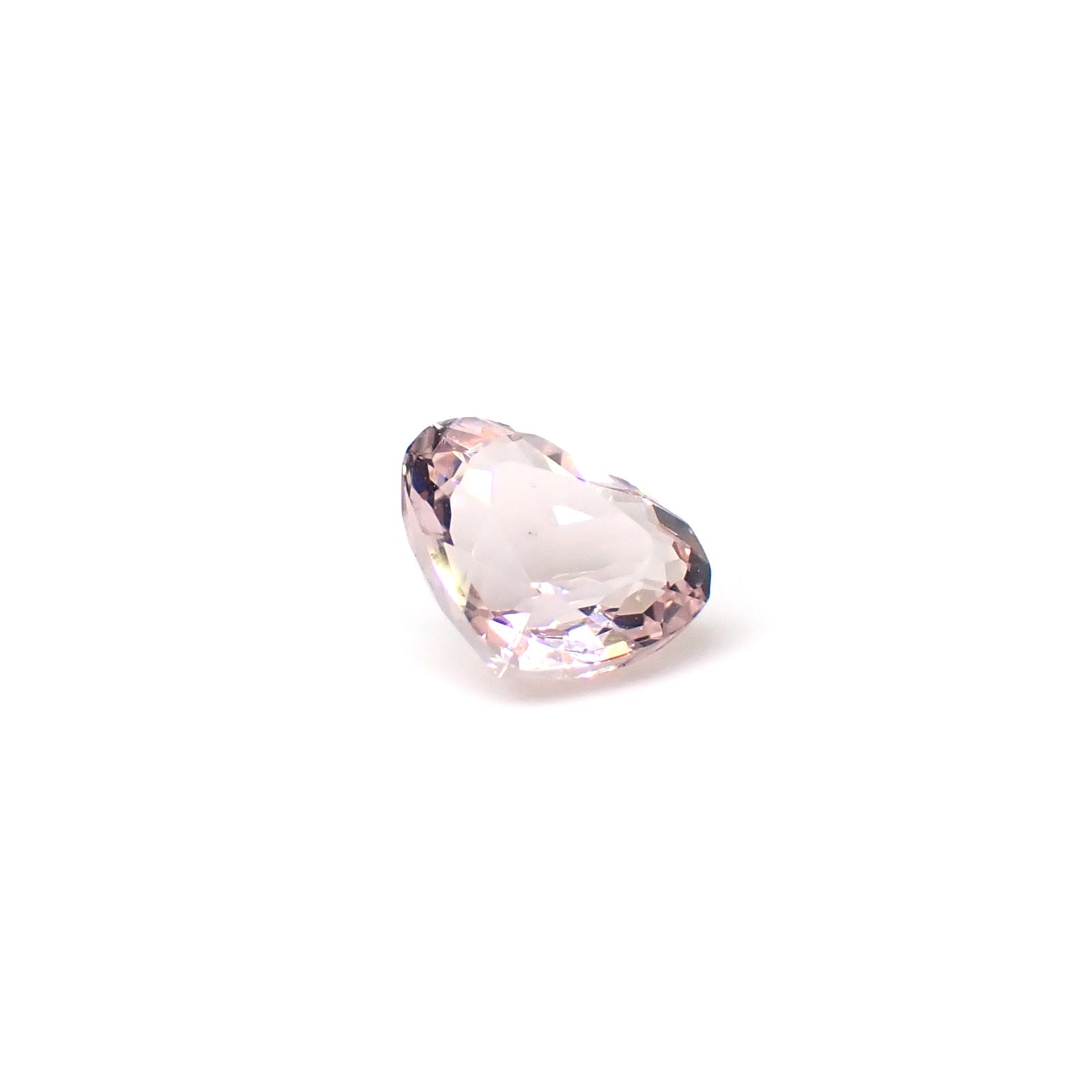 モルガナイト ブラジル産 0.92ct / 6.1x7.3mm前後 [260632310]