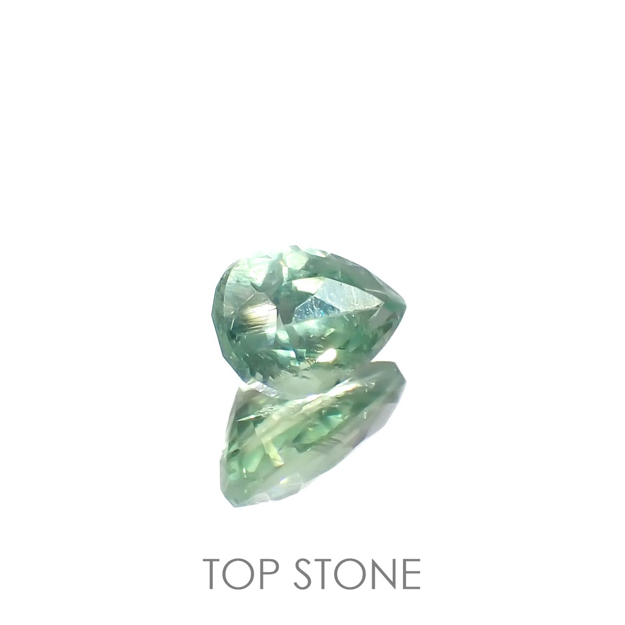 グリーンカイヤナイト タンザニア産 0.56ct[230220573]6.1x4.1mm前後