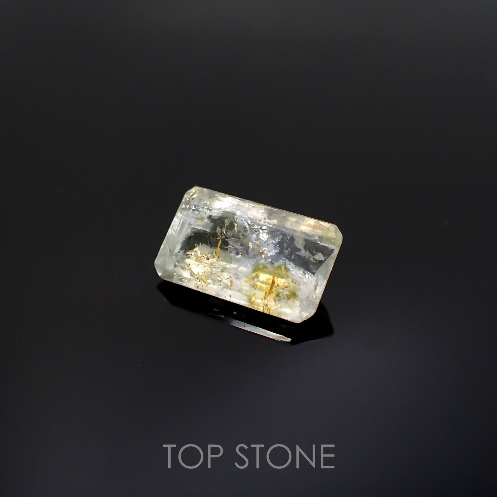 オーロラアクアマリン ブラジル産 1.93ct[220114410]10.4x6.2mm前後