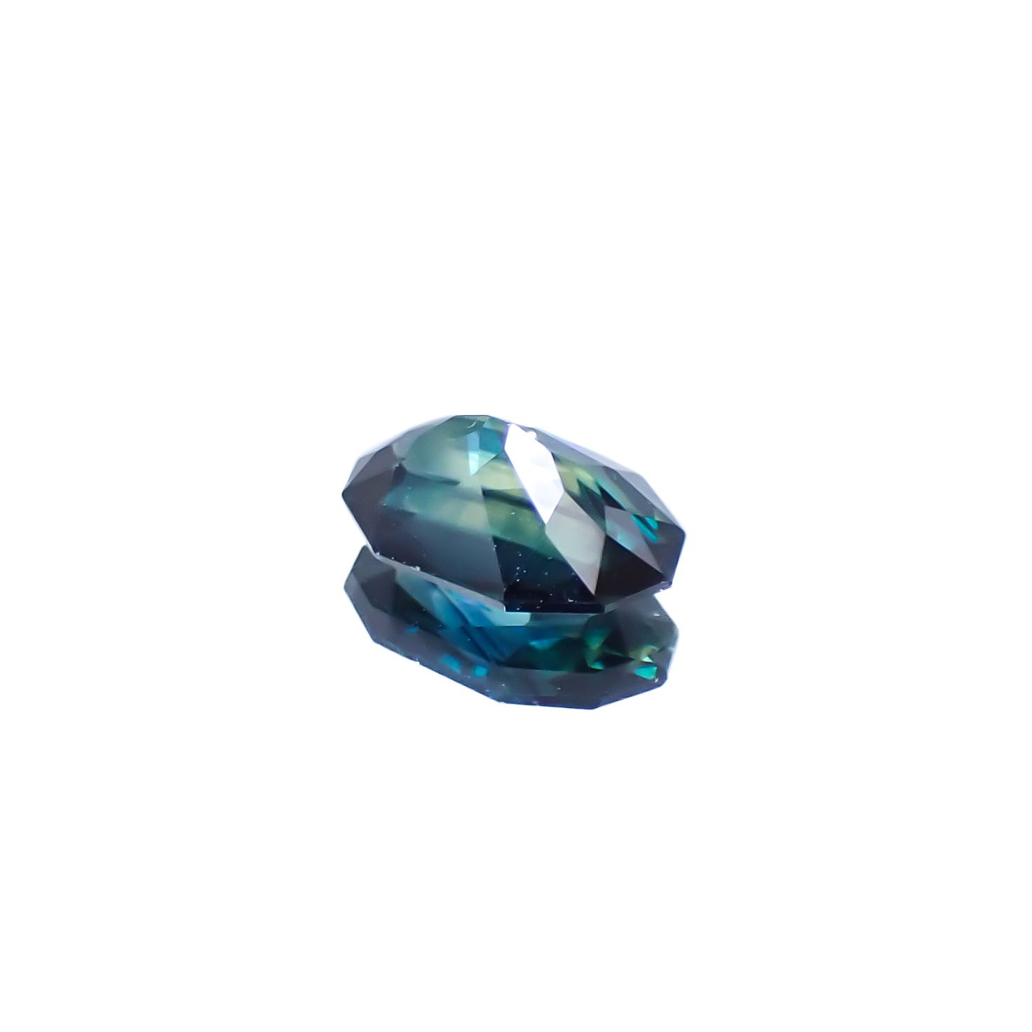 ◇カスタムカット◇バイカラーサファイア オーストラリア産 1.36ct [250229830]8.6x5.8mm前後