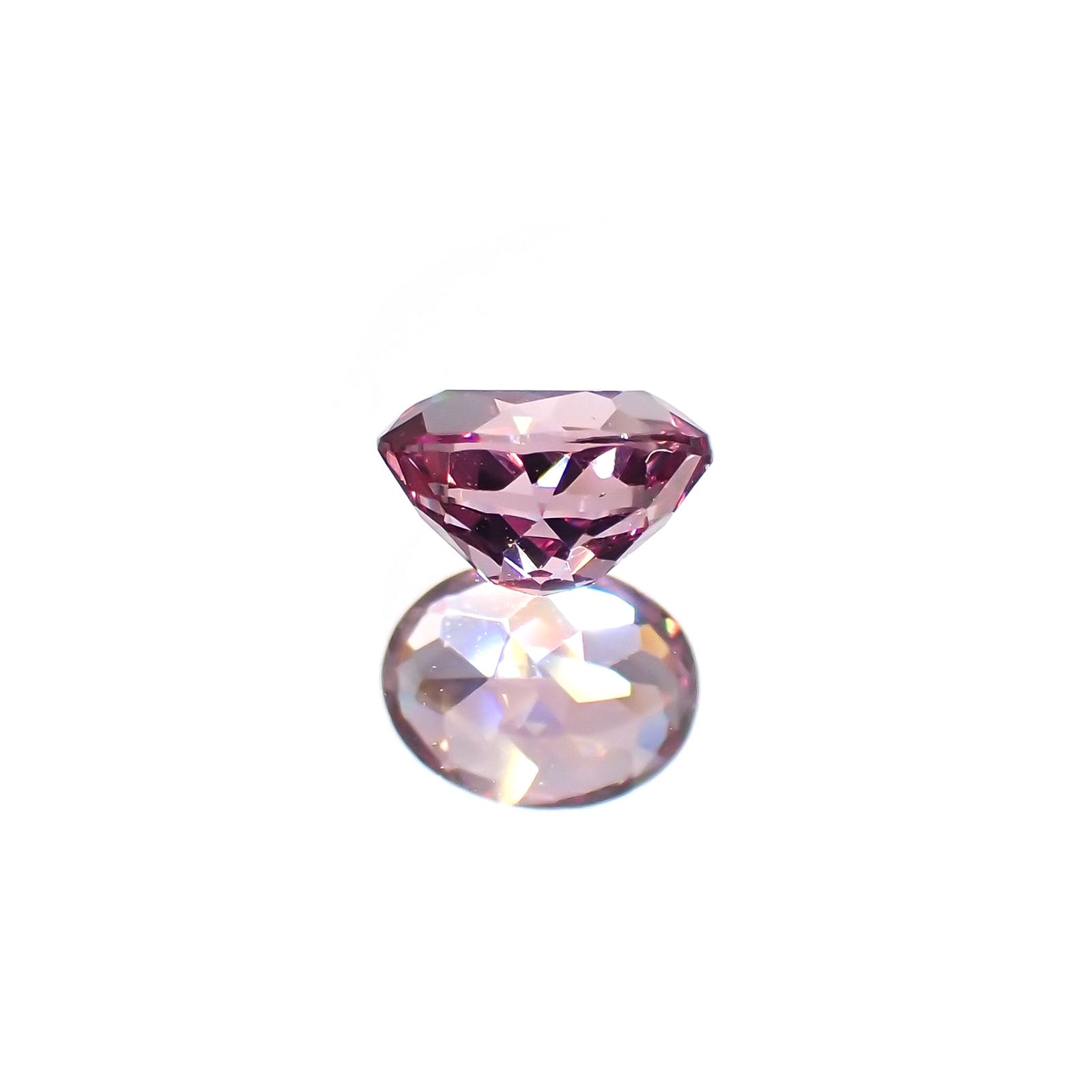カラーシフトマラヤガーネット(宝石名ガーネット)タンザニア産 0.77ct 識別済[220115019]5.9x4.5mm前後