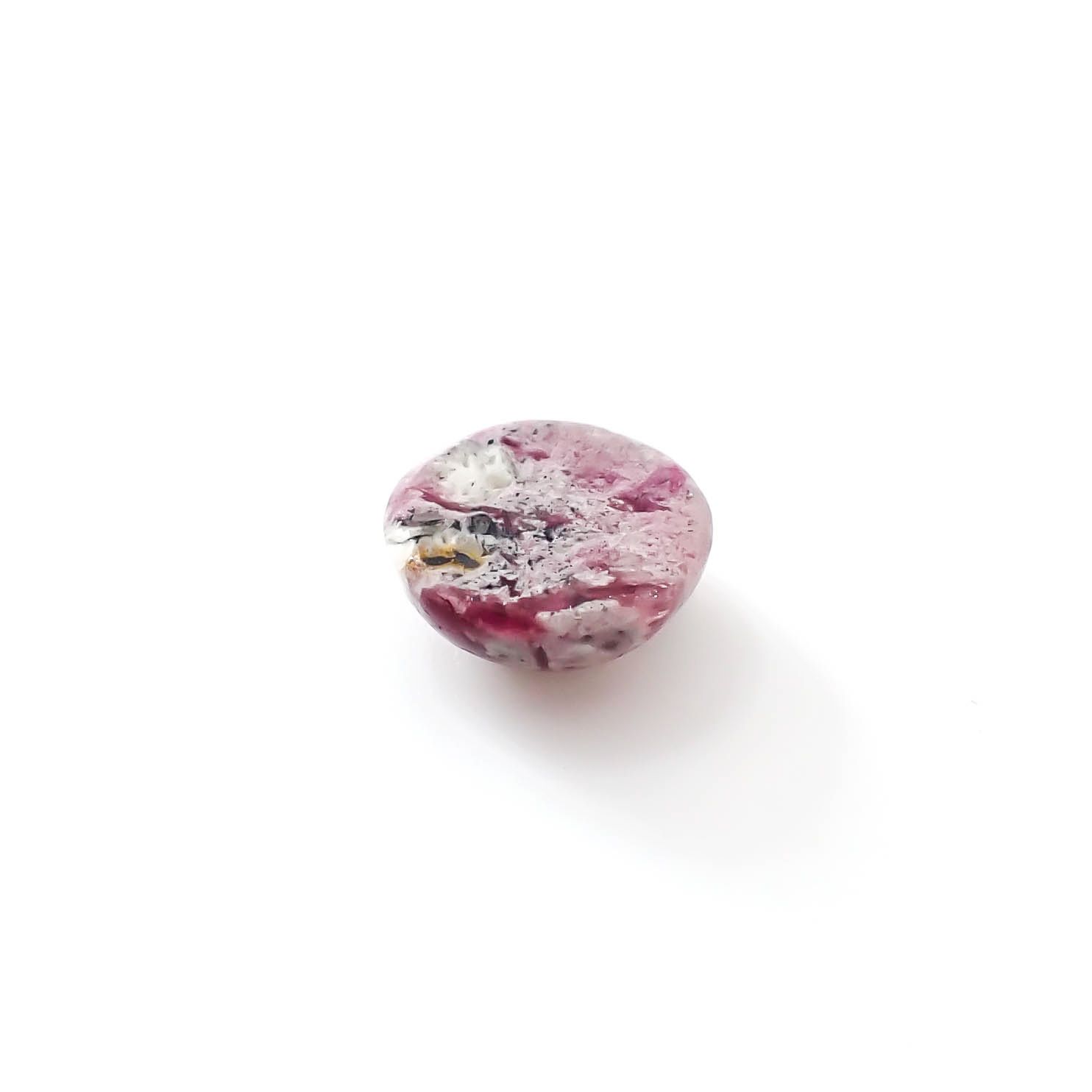 レッドベリル/ピンクベリル(母岩付き) アメリカ・ユタ州産 2.25ct [250730899]9.1x9.1mm前後