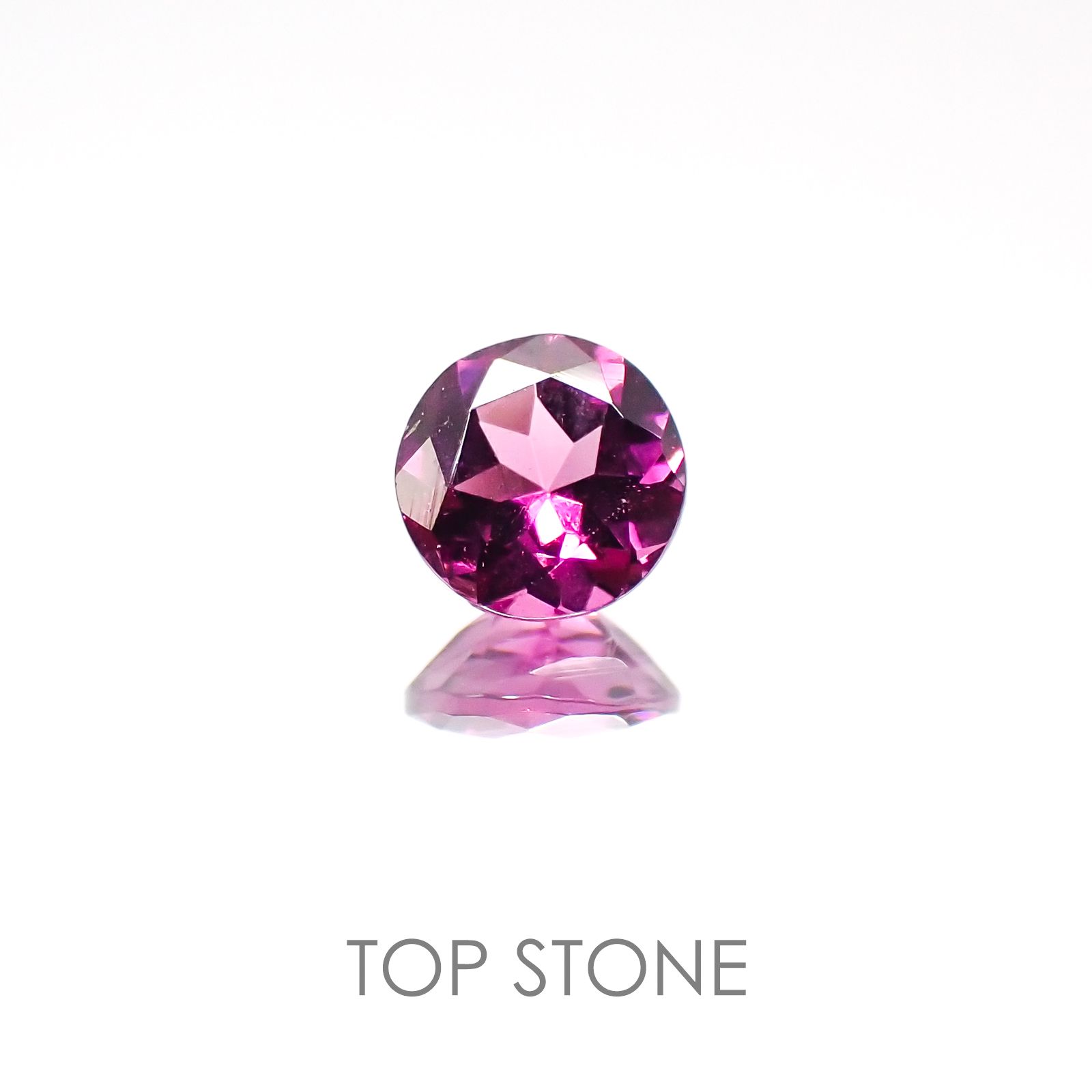 マラヤガーネット タンザニア産 ルース 0.34ct[20117592]4.1×4.1mm前後