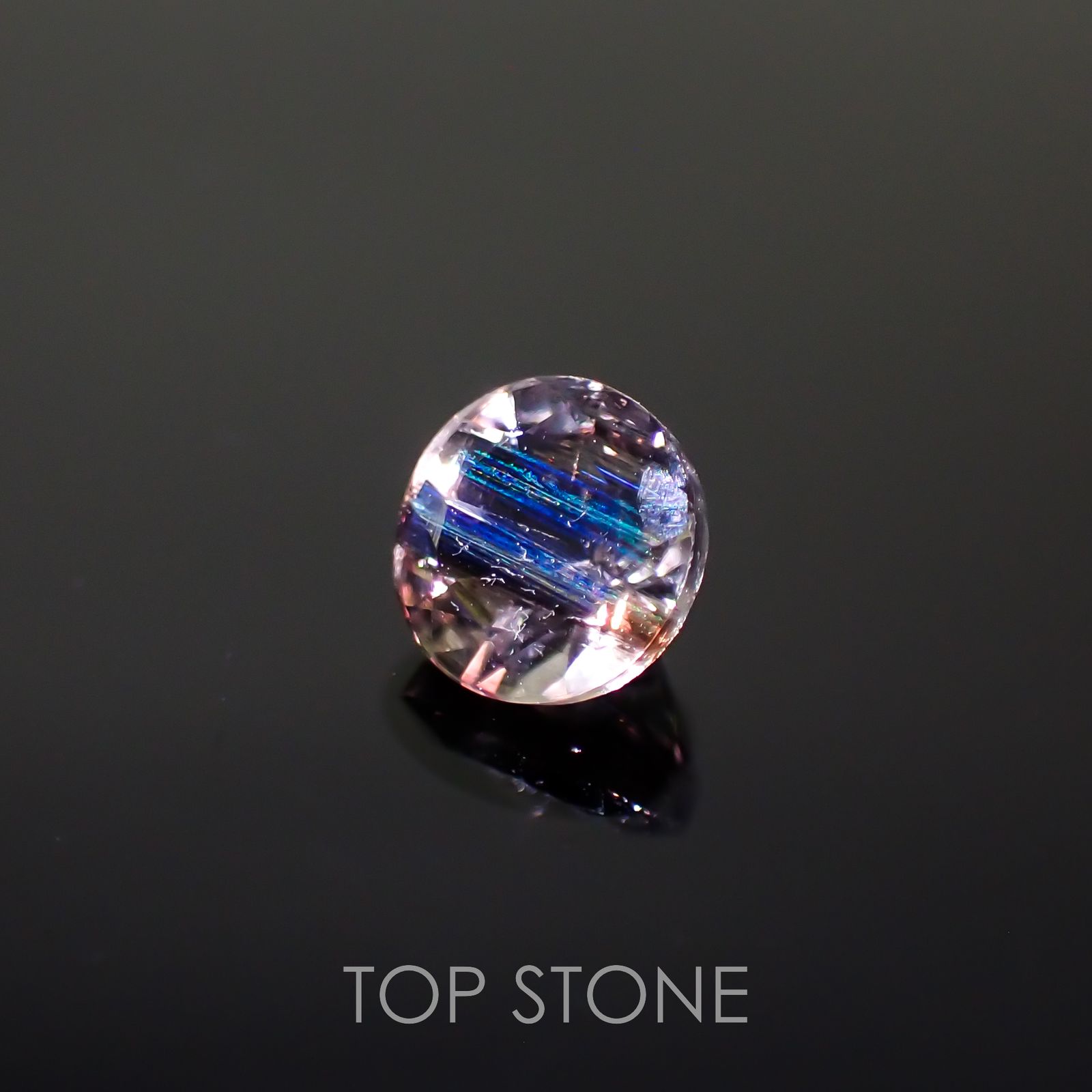 レインボースキャポライト ブラジル産 0.46ct[221119045]4.9x5mm前後