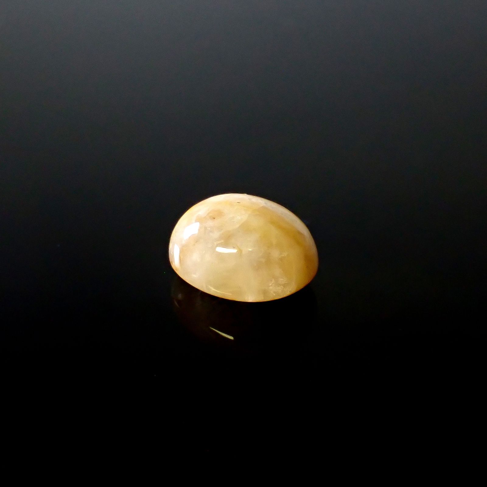 北海道石(北海道オパール) 北海道河東郡鹿追町然別産 6.02ct [250530384]13.3x10.5mm前後