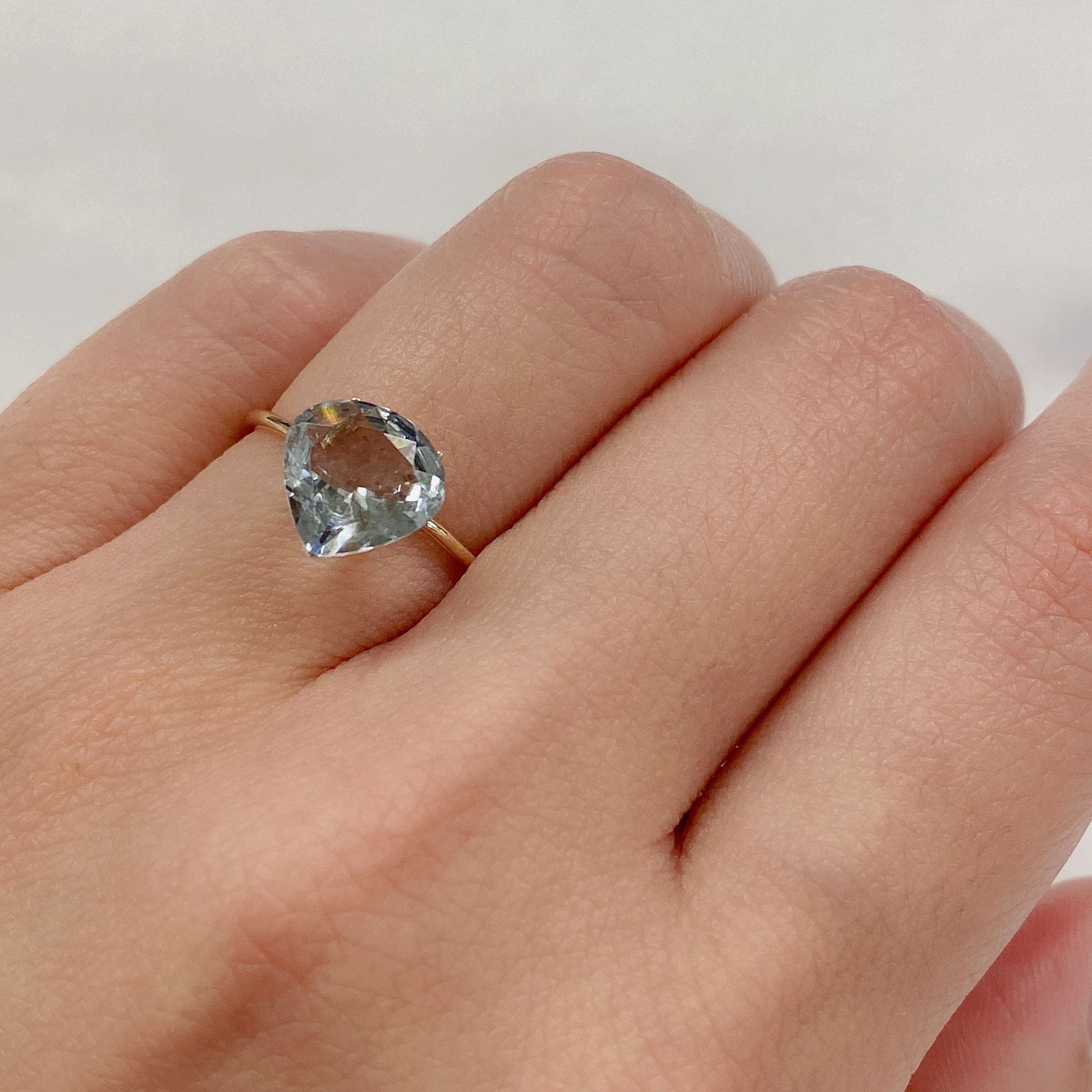 アベンチュリンアクアマリン(宝石名アクアマリン) ナイジェリア産 1.76ct 識別済[210712985]8.9×9mm前後