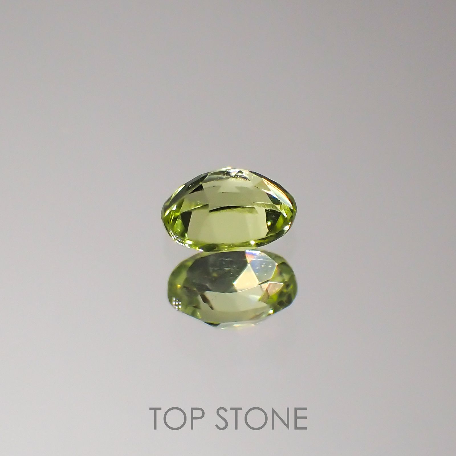 パロットクリソベリル(宝石名クリソベリル)インド産 0.21ct 識別済[220616422]4x2.9mm前後