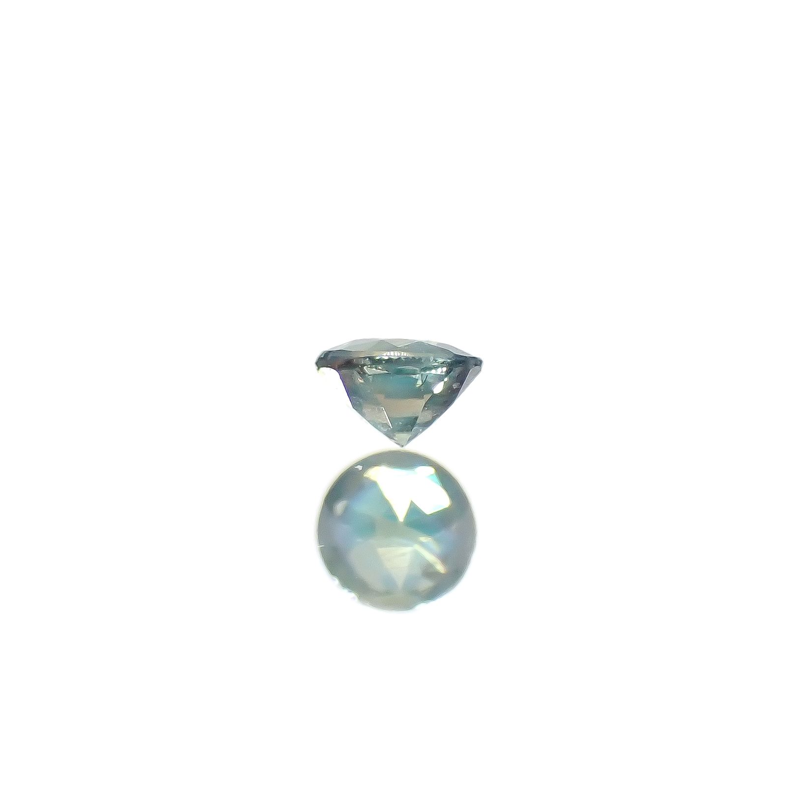 シルキーアレキサンドライト ブラジル産/EmeraldMains社製 0.038ct[240527611]2x2mm前後