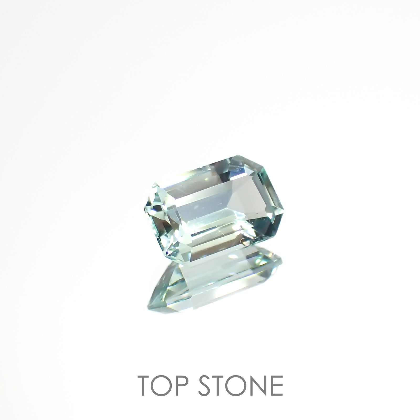 ミントベリル ブラジル産 0.53ct[220817220]6.5x4.3mm前後