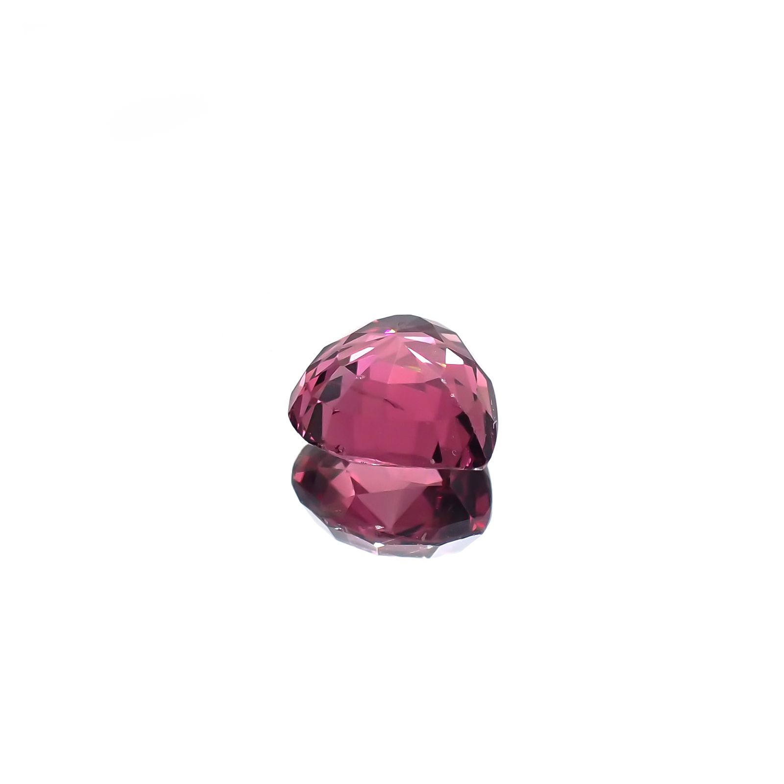 カラーシフト マラヤガーネット(宝石名パイロープ スペサルティン アルマンディン・ガーネット) タンザニア産 2.028ct ソ付(彩珠)[210711874]7.9×7.3mm前後