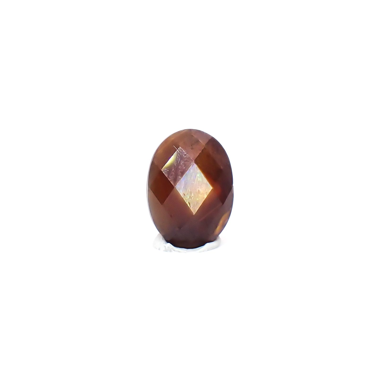 ◇リバーシブル・チェッカーカット◇レインボーガーネット 日本・奈良県産 1.85ct / 8.4x6.2mm前後 [260932921]