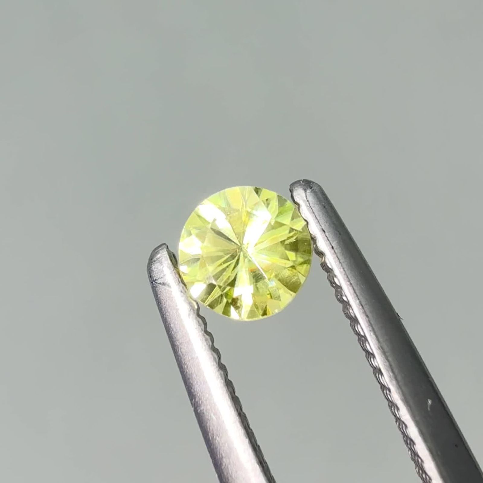 ◇ペアセット◇スフェーン(宝石名スフェーン)マダガスカル産 識別済