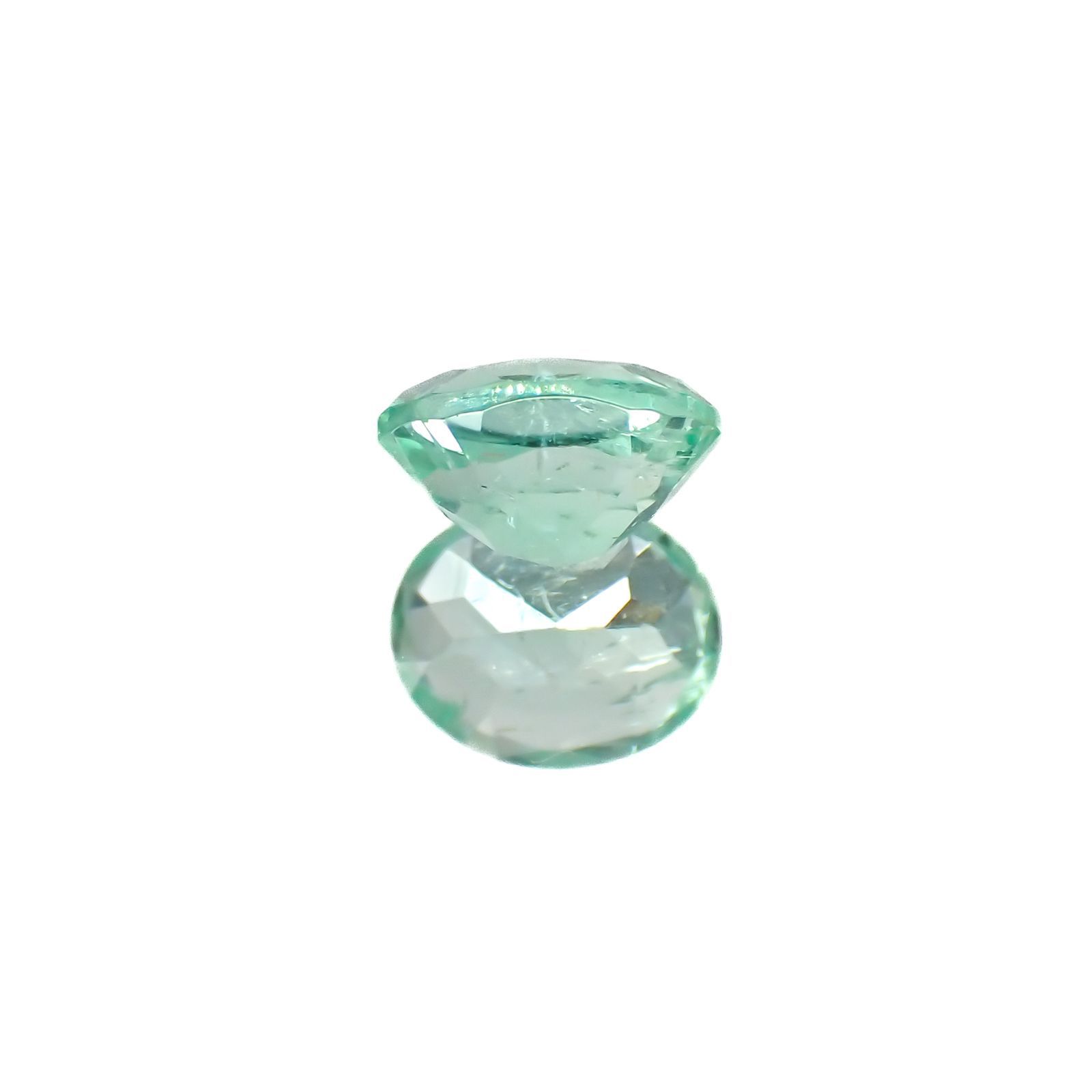 パステルカラーエメラルド コロンビア産 0.30ct[220918055]5.1x3.9mm前後