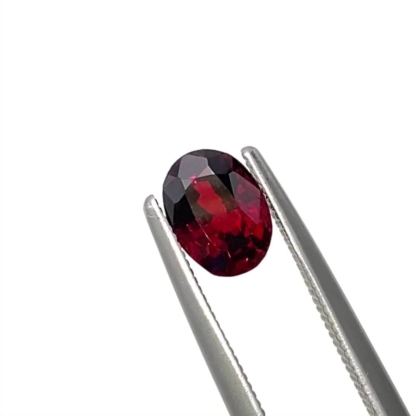 天然石ダークパープルスピネル 1.05ct | 深みのある紫の輝き