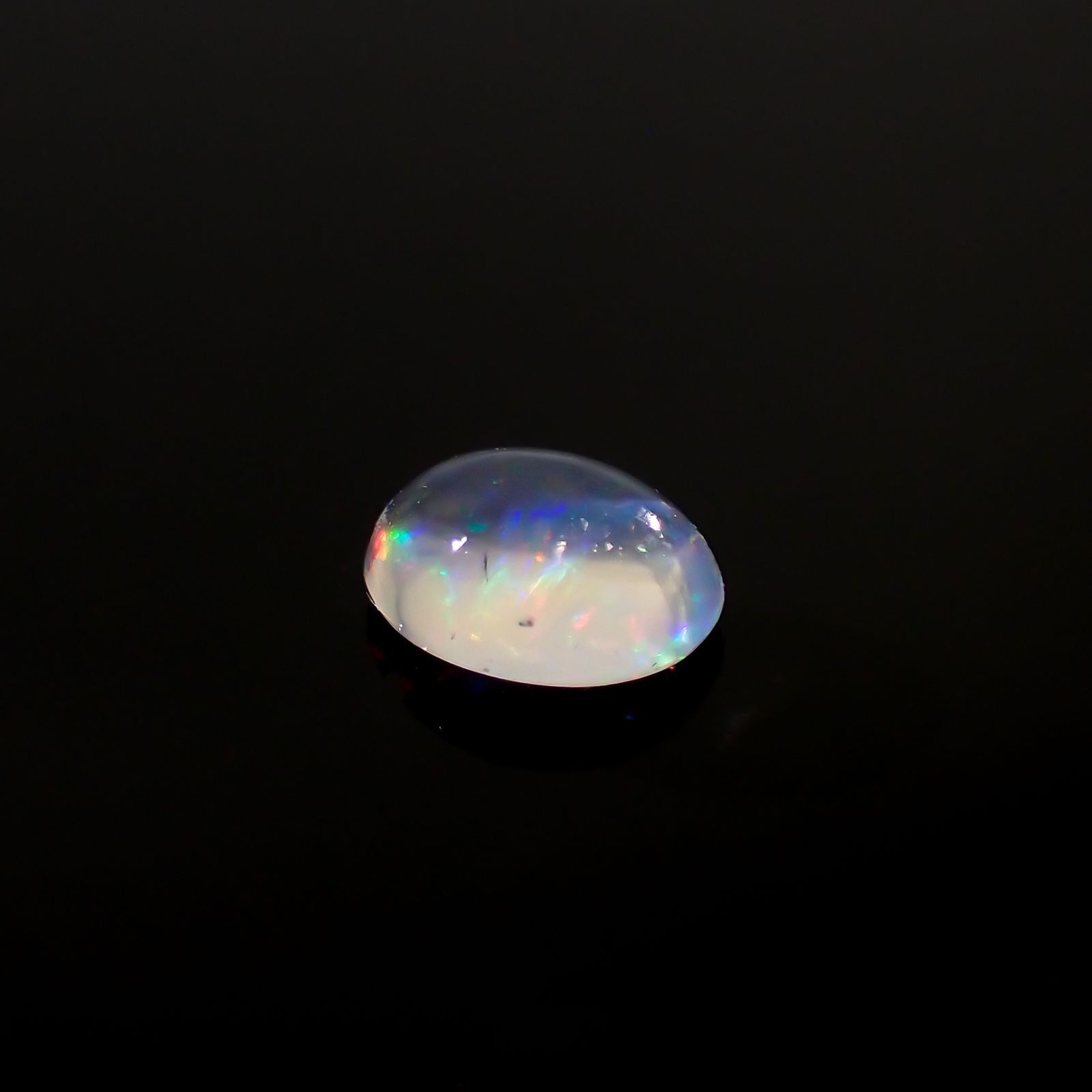 ウォーターオパール メキシコ産 0.34ct[240216403]5.8x4.4mm前後