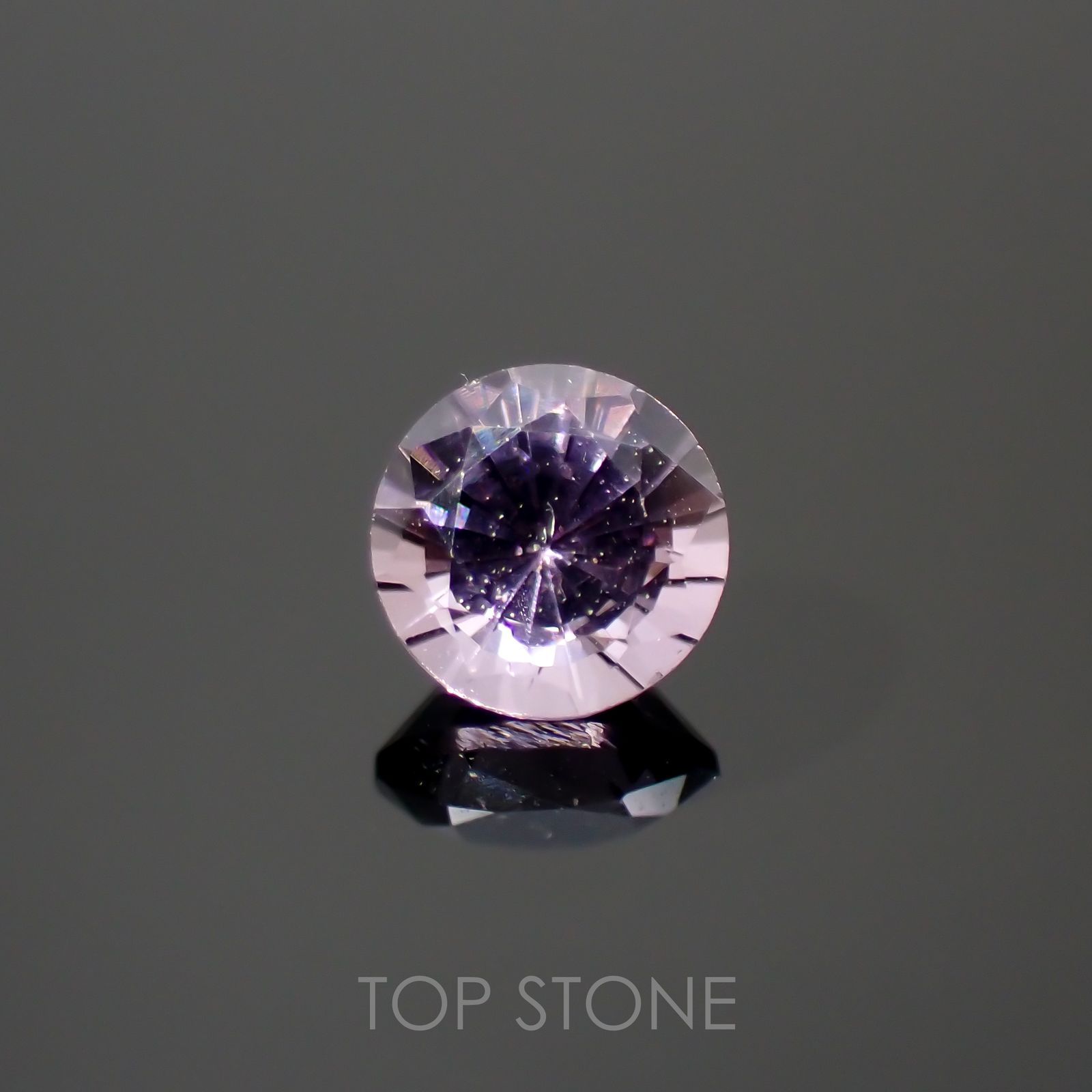 ラベンダーピンクスピネル(宝石名スピネル)ビルマ/マダガスカル産 0.27ct 識別済[220114545]3.7x3.7mm前後