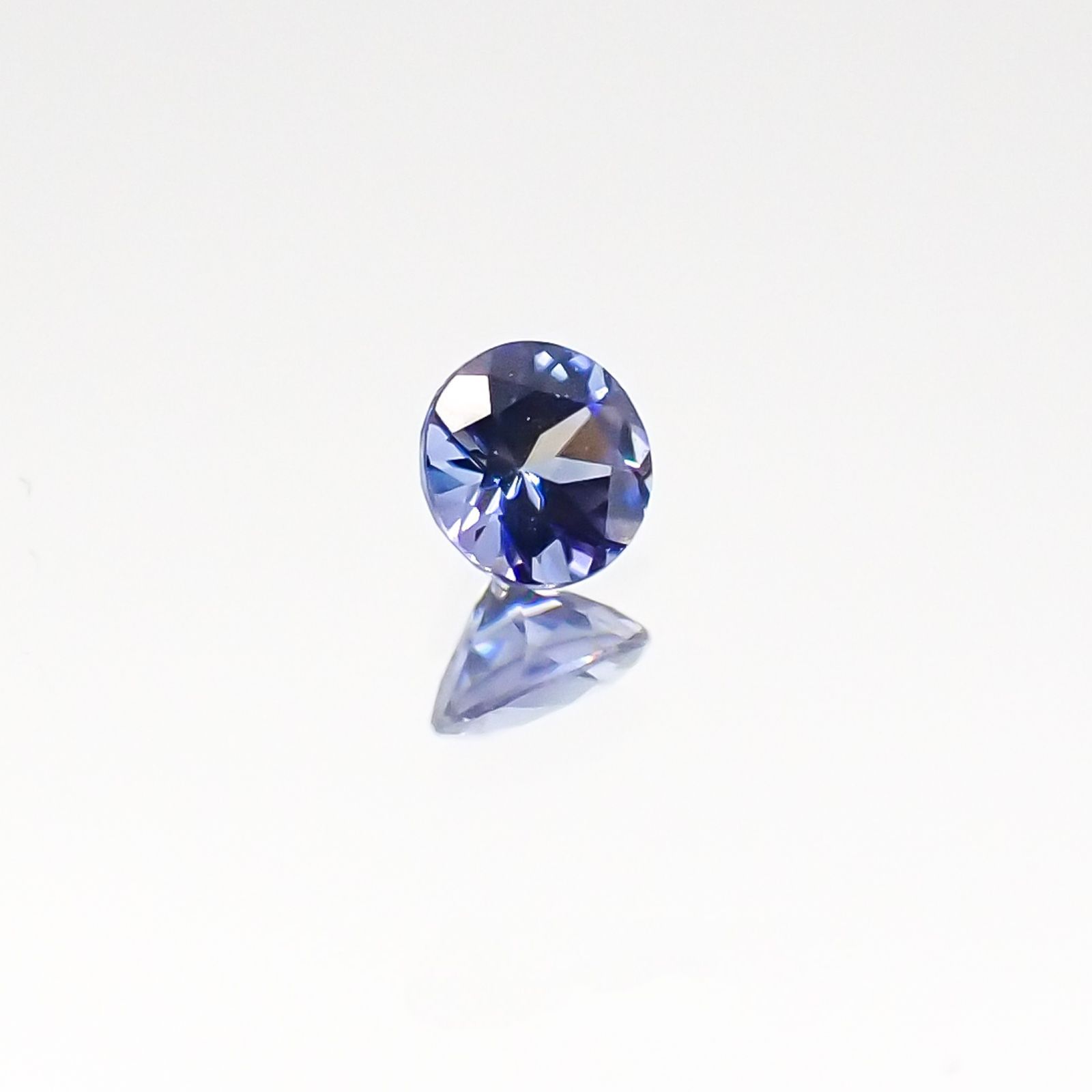 ベニトアイト(宝石名ベニトアイト) アメリカ・カリフォルニア産 0.087ct 識別済[20117617]2.7×2.7mm前後